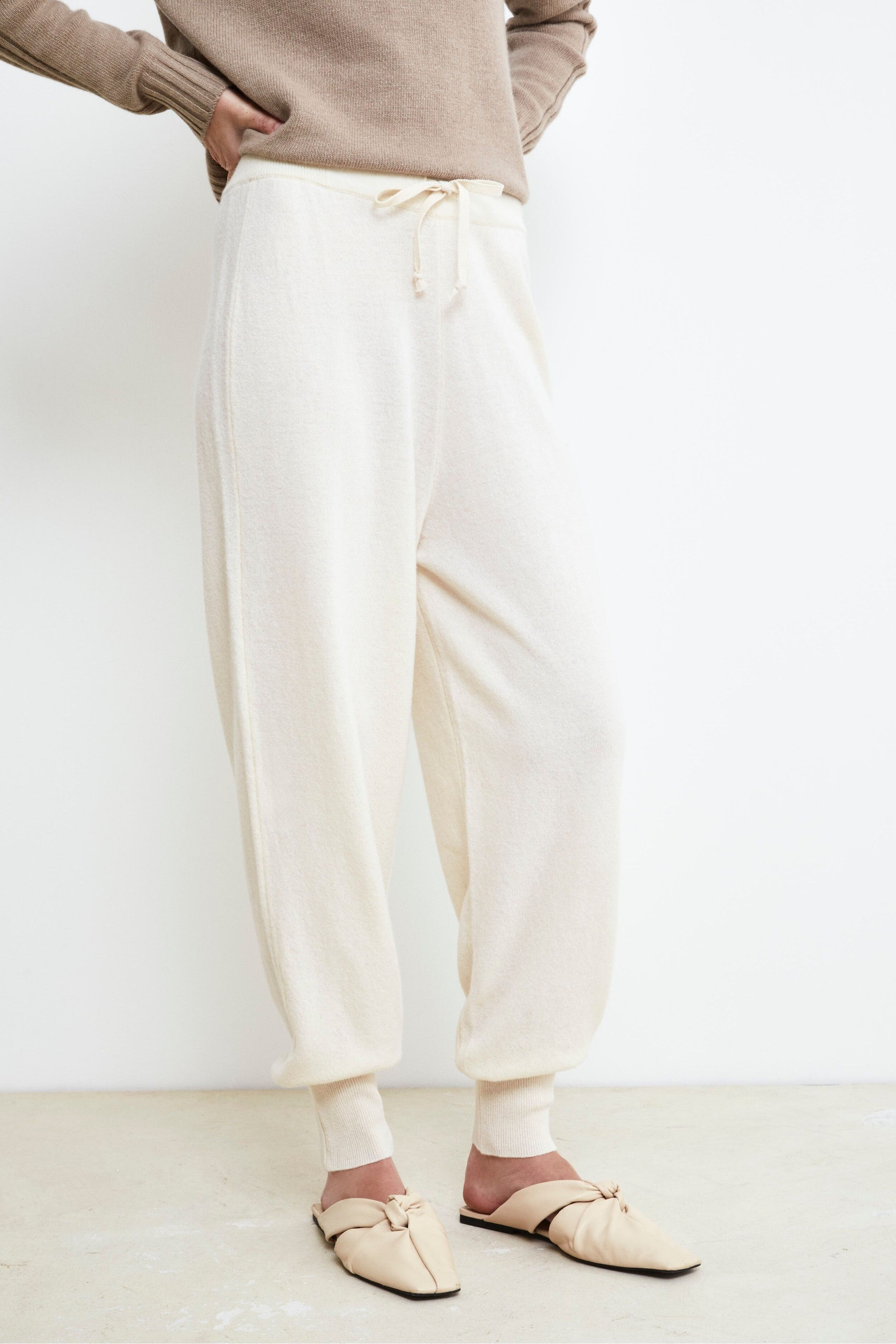 Pantalone Jogger in lana e cashmere - LATTE