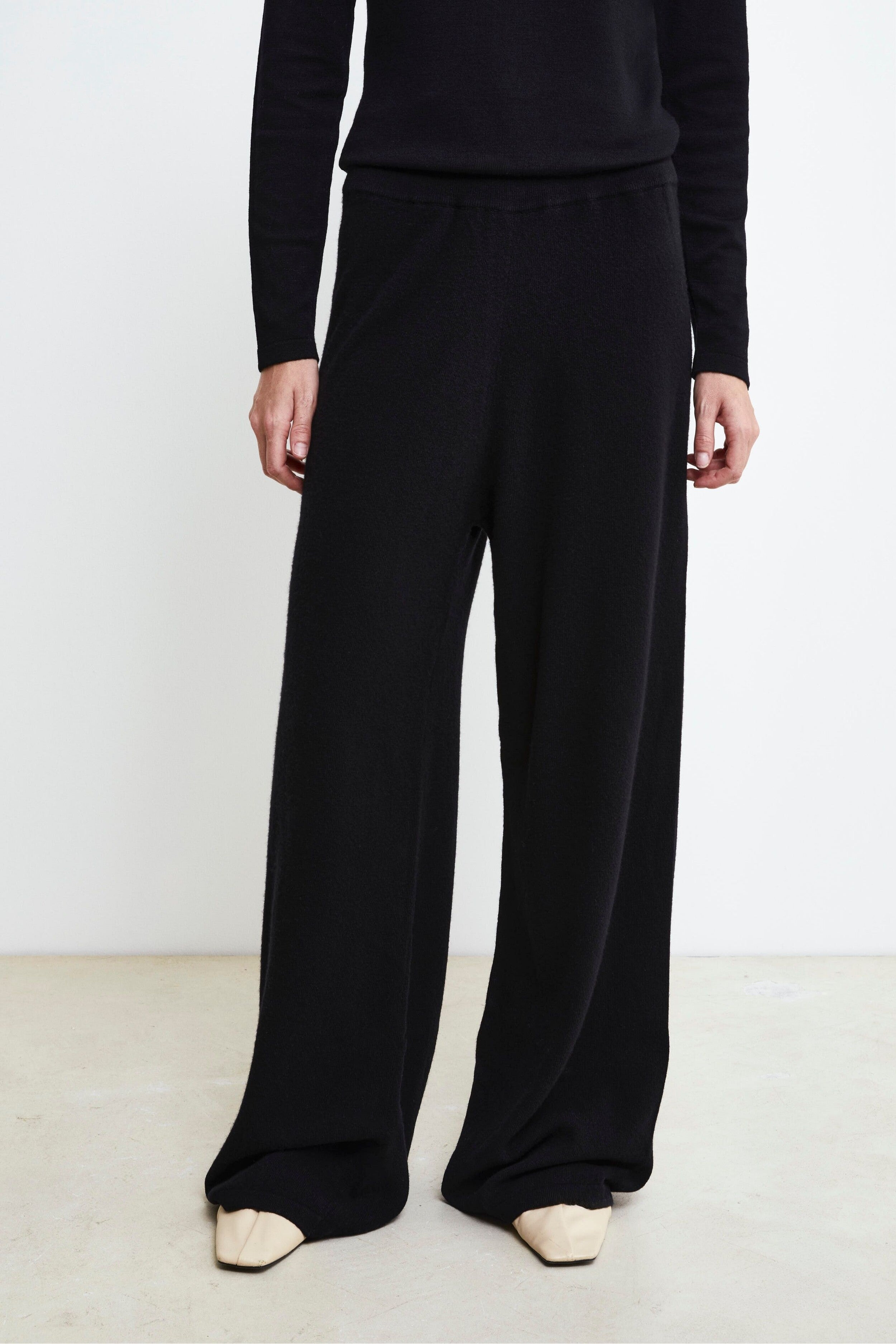 Pantalone in lana e cashmere - NERO