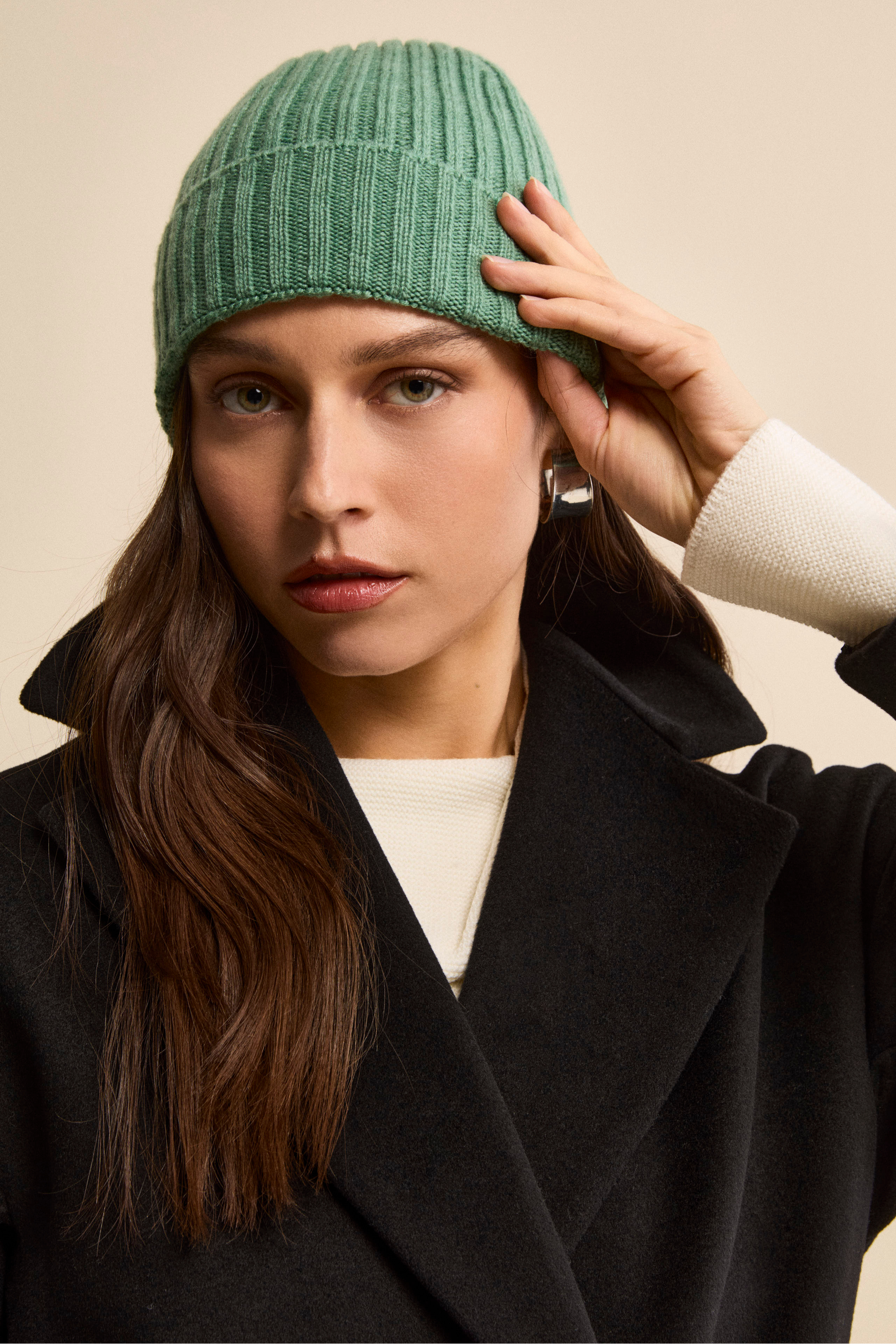 Cappello in cashmere a coste - LICHENE