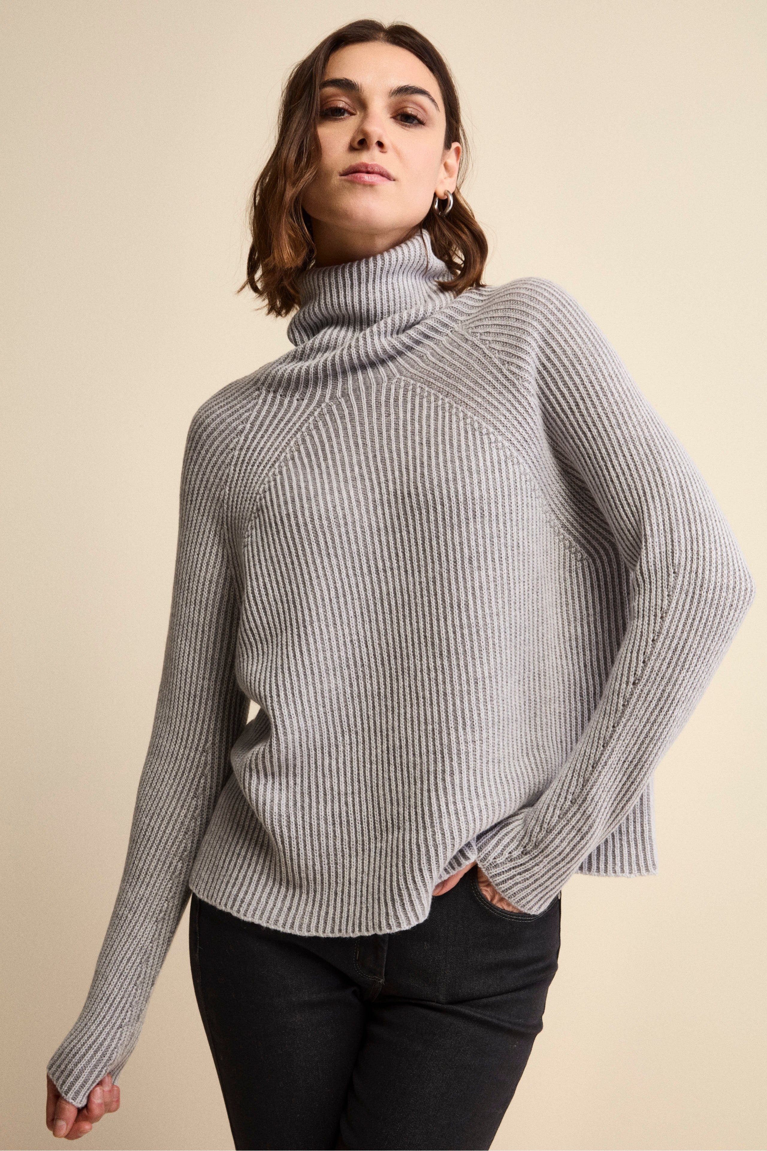 Dolcevita Raglan in Lana Merino a Coste Inglese - FANT. GRIGIO