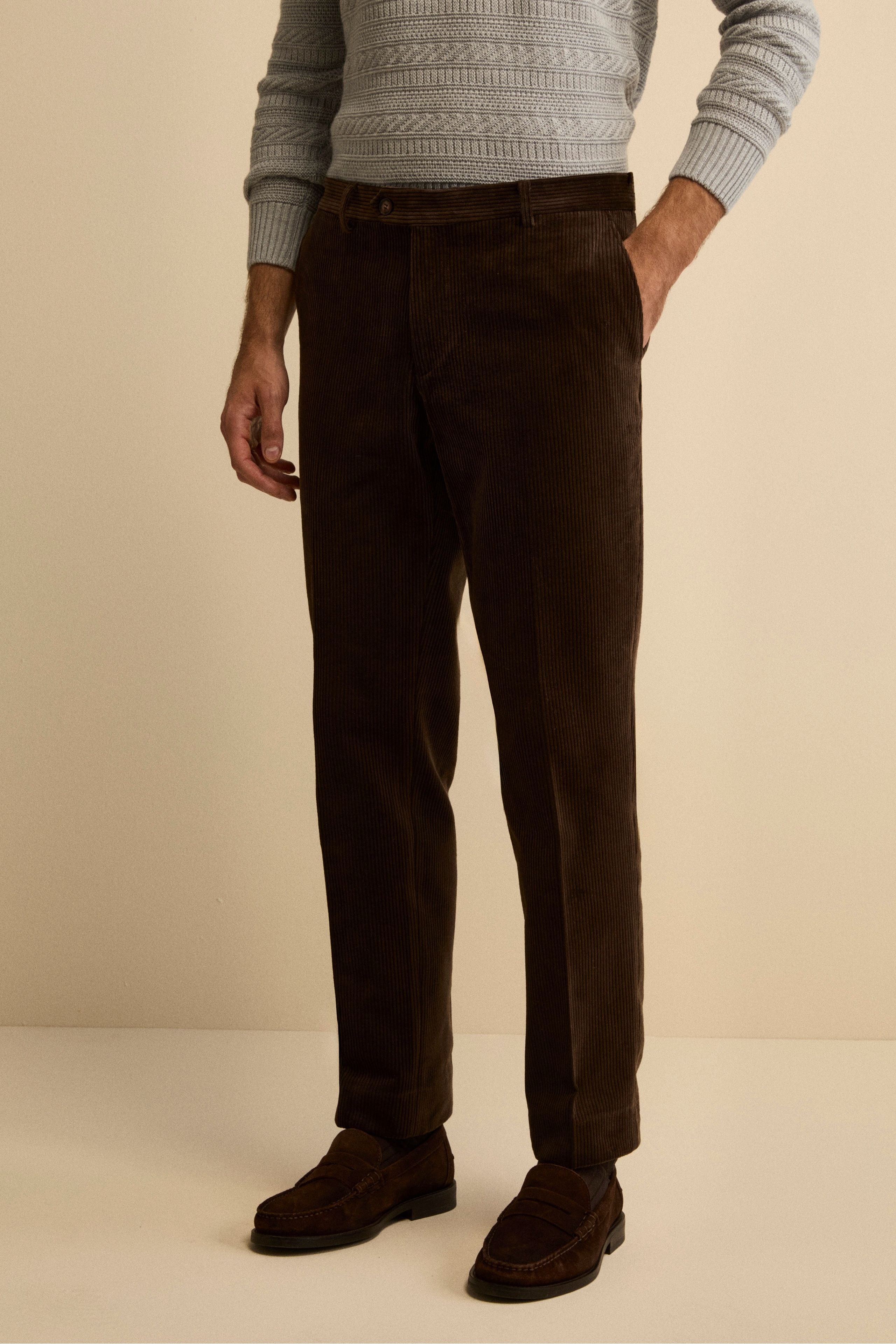 Pantalone Chino in Velluto Comfort Fit - MARRONE
