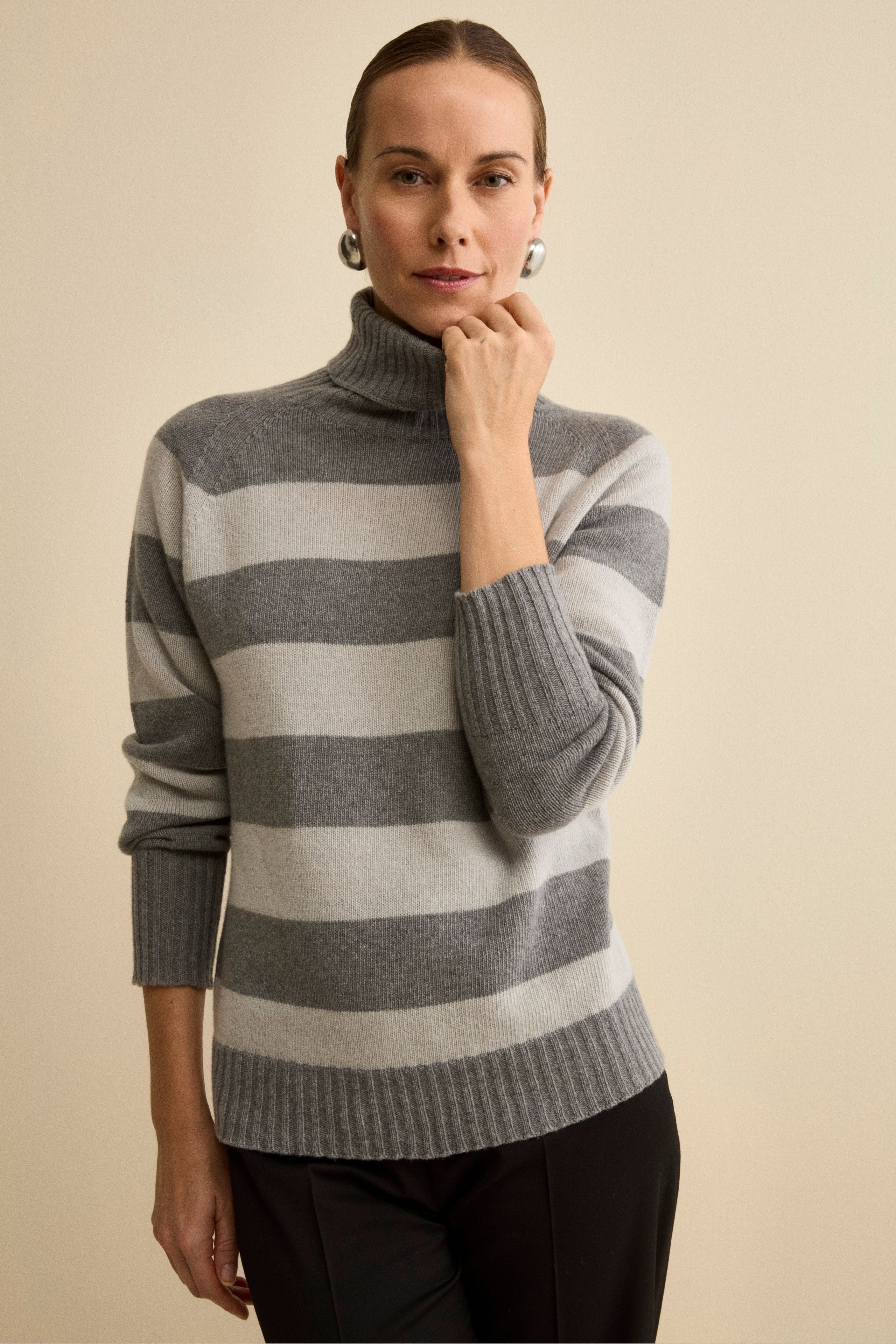 Dolcevita a Righe in Lana e Cashmere con Manica Raglan - PERLA/GRIGIO