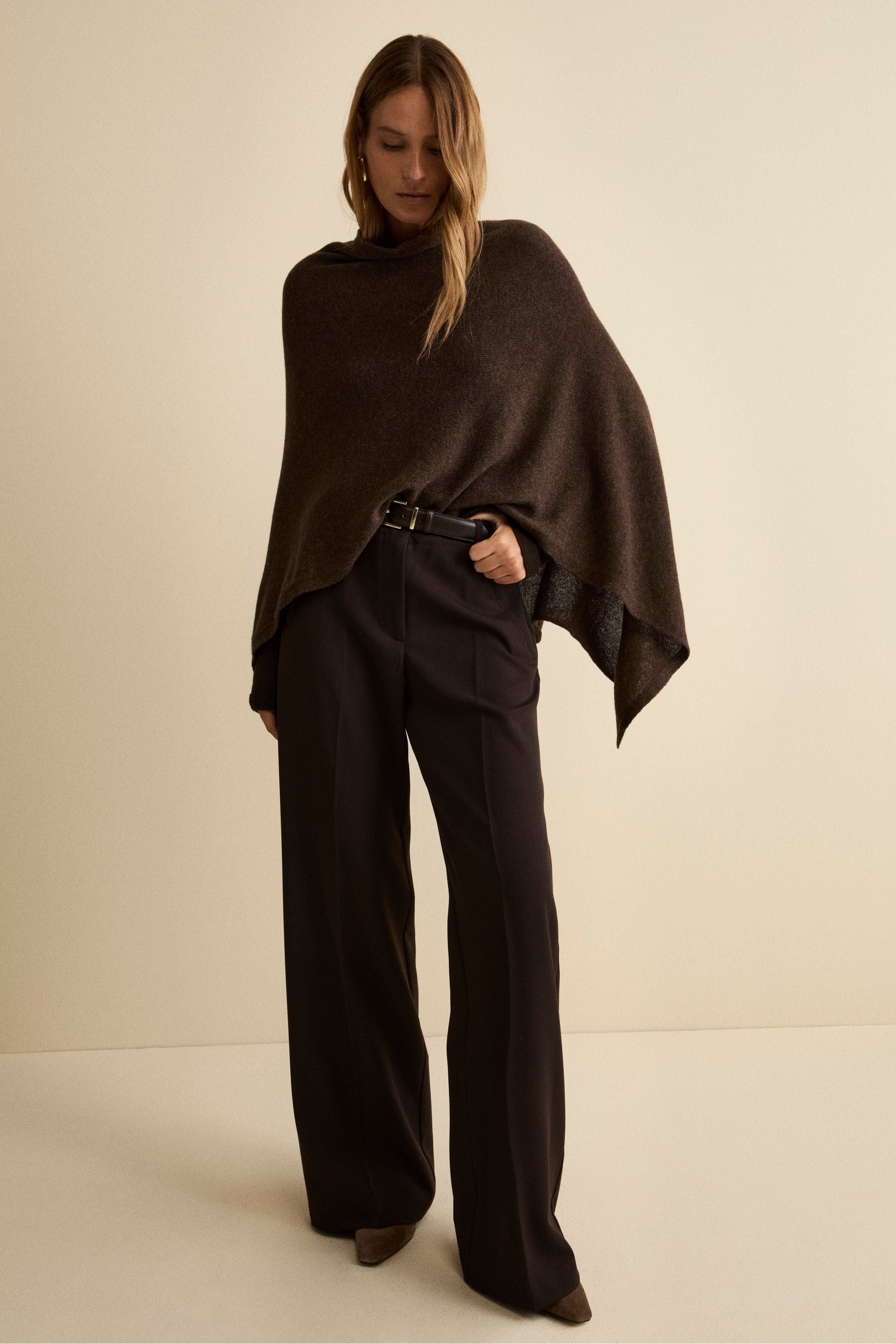 Mantella in cashmere da donna - MARRONE