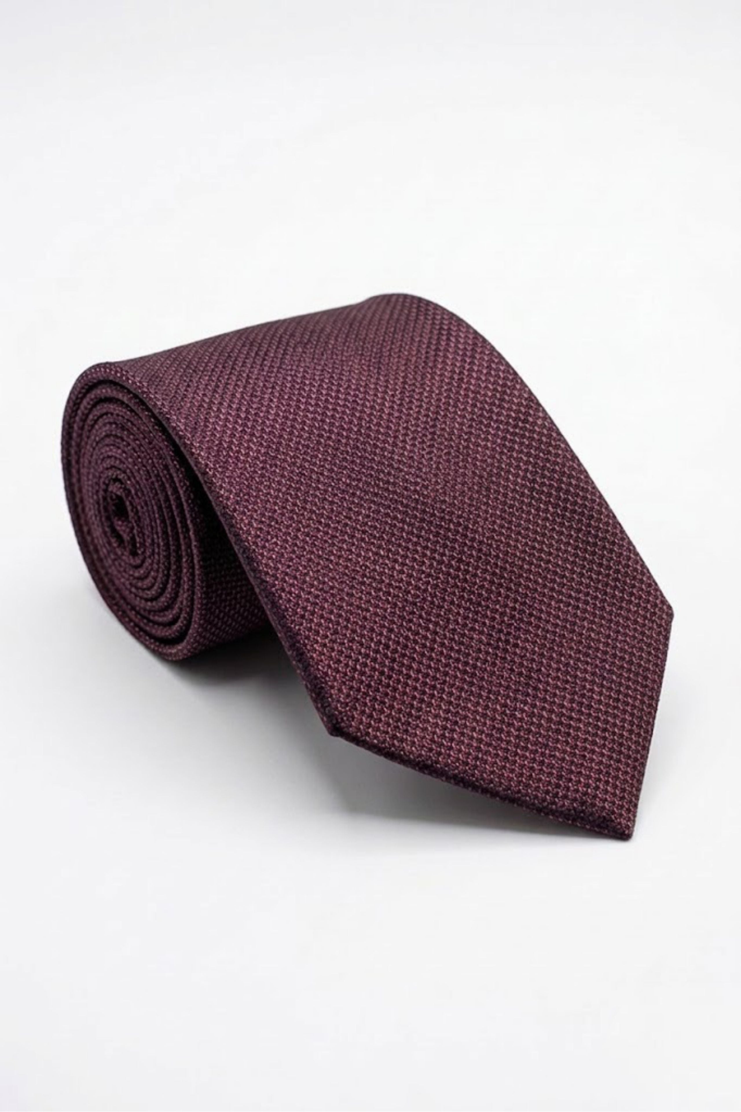 Cravatta Jacquard Elegante in Seta - BORDEAUX