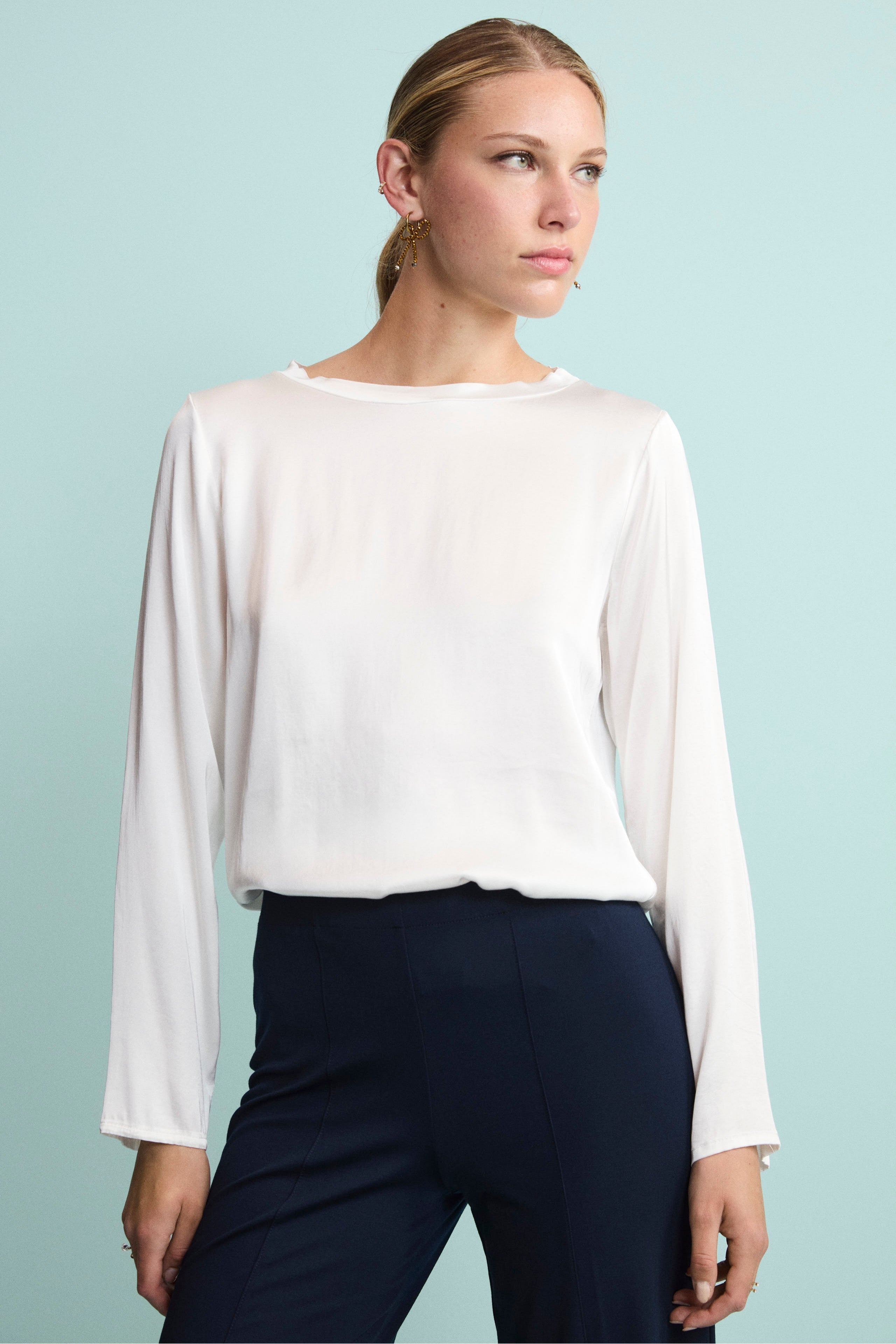 Blusa Over Elegante in Raso - PANNA