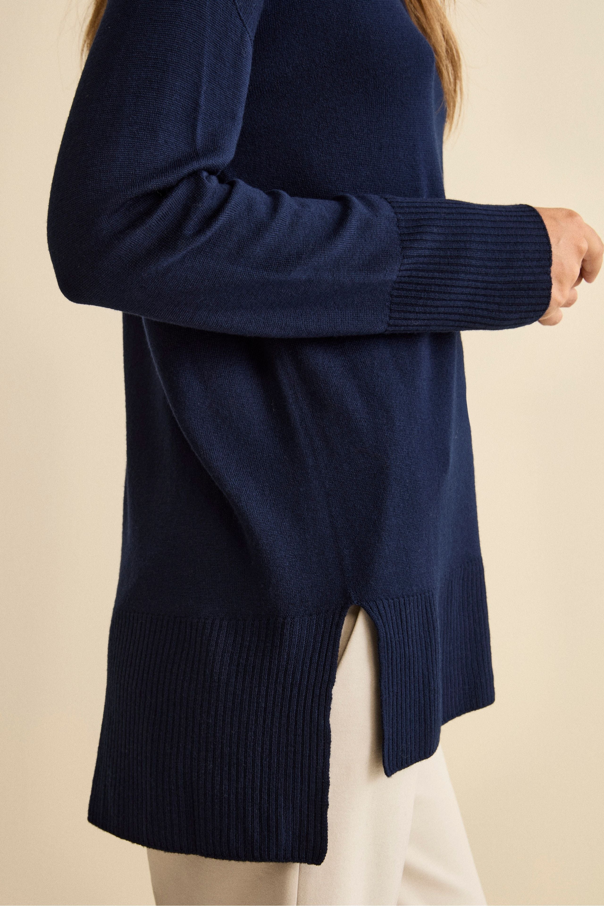 Maglia Lunga Girocollo in Lana Merino - NAVY