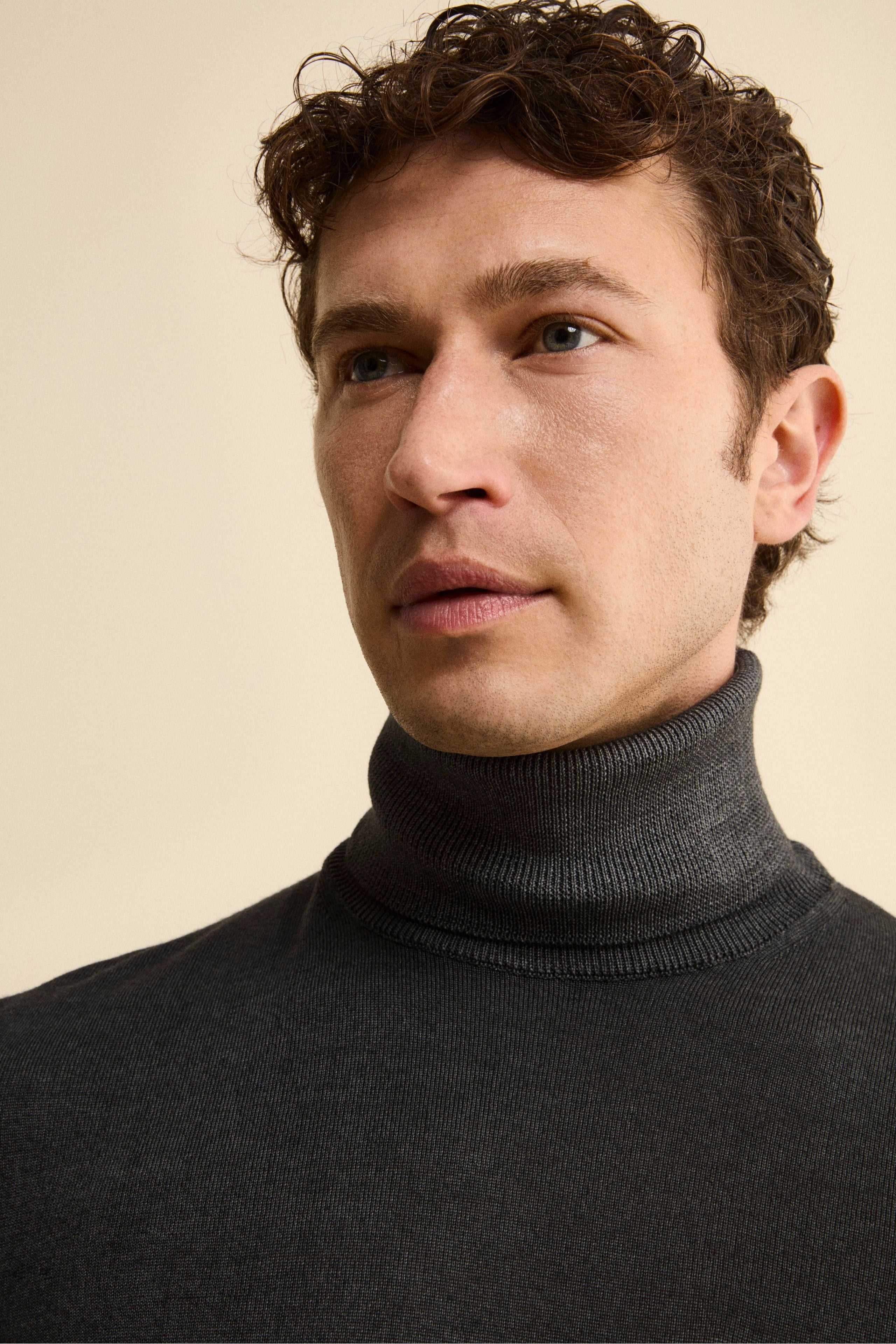 Dolcevita Uomo in Lana Merino - GRIGIO SCURO