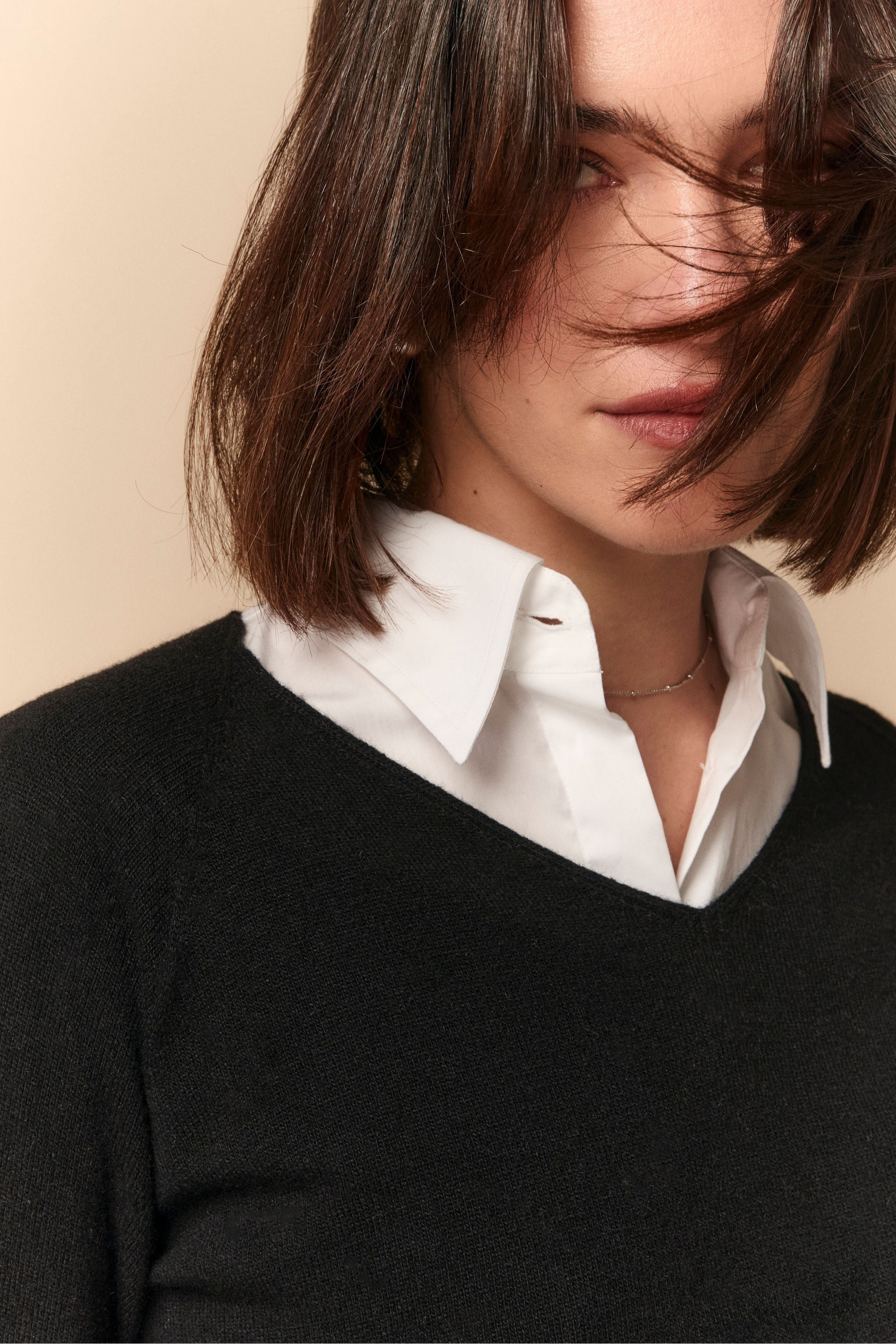 Maglia Scollo a V in Lana e Cashmere - NERO