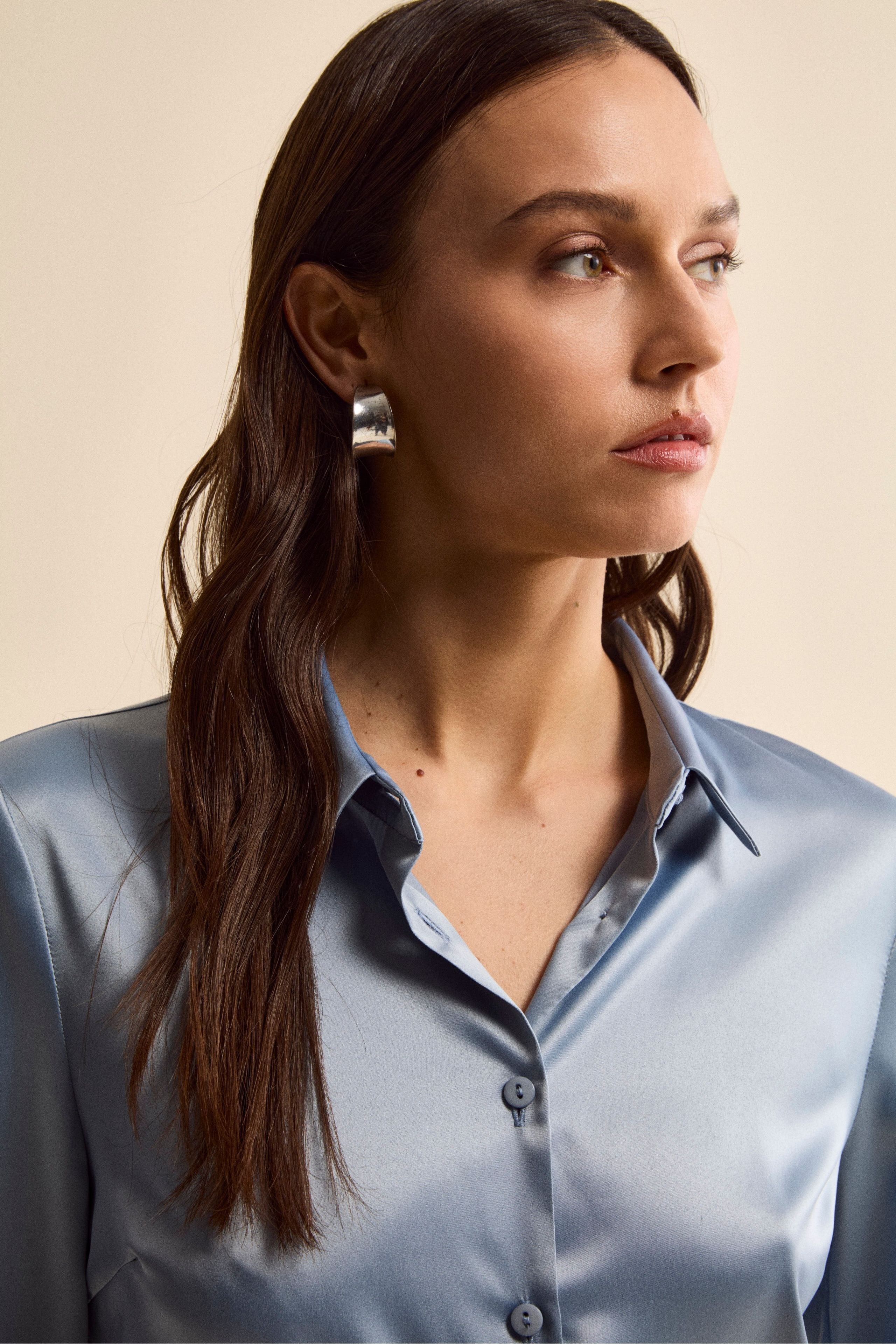 Camicia Morbida in Raso con Bottoni - POLVERE