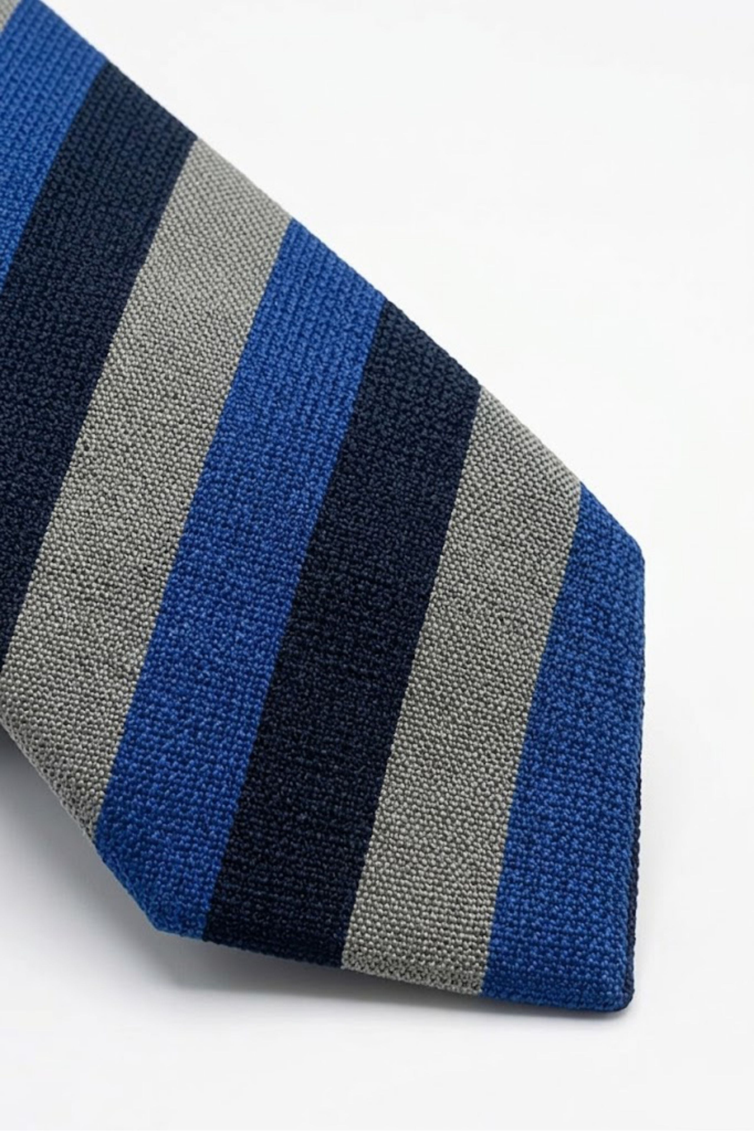 Cravatta Casual in Seta Rigata - RIGATO AZZURRO/BLU