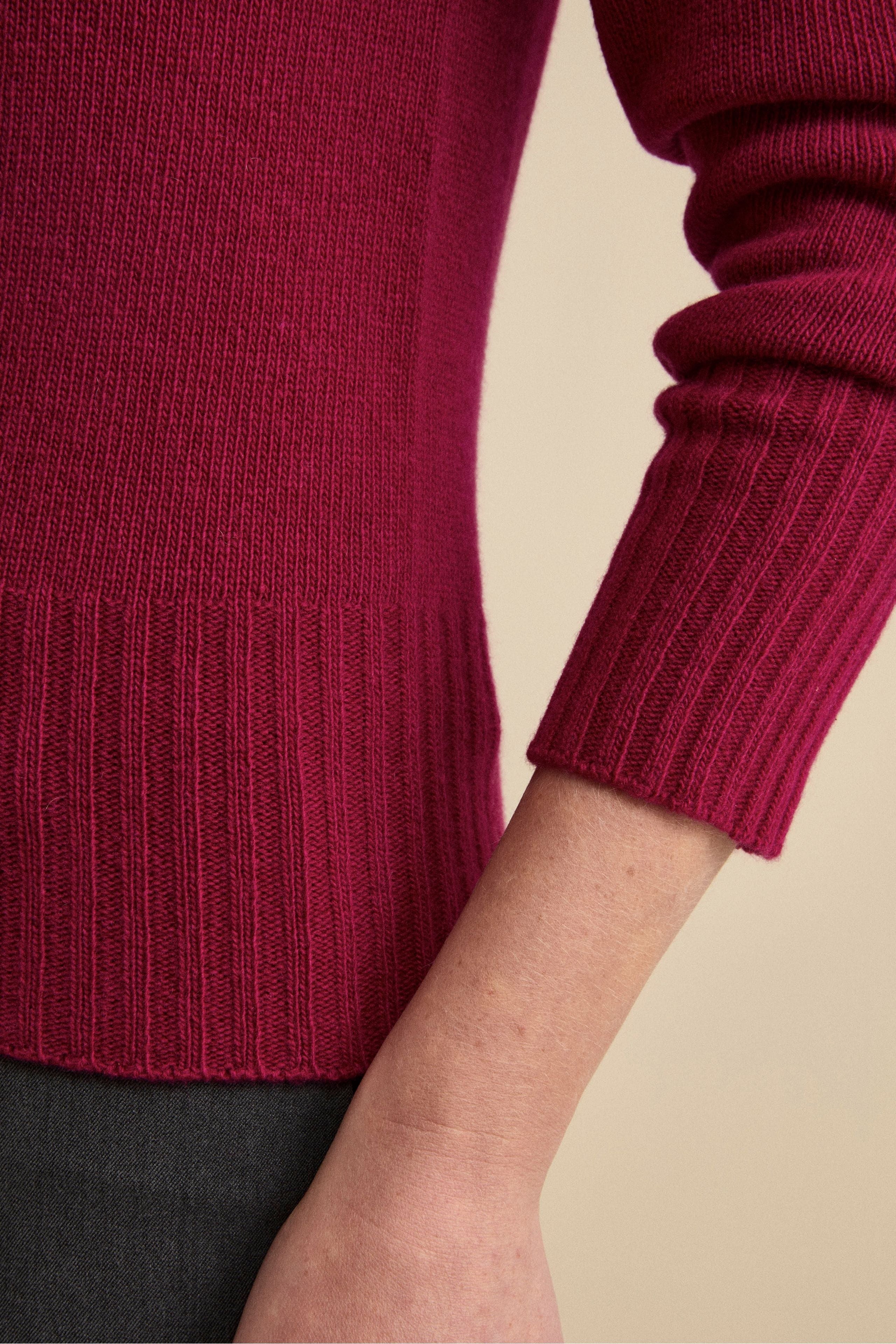 Girocollo Raglan in Lana e Cashmere - CILIEGIA