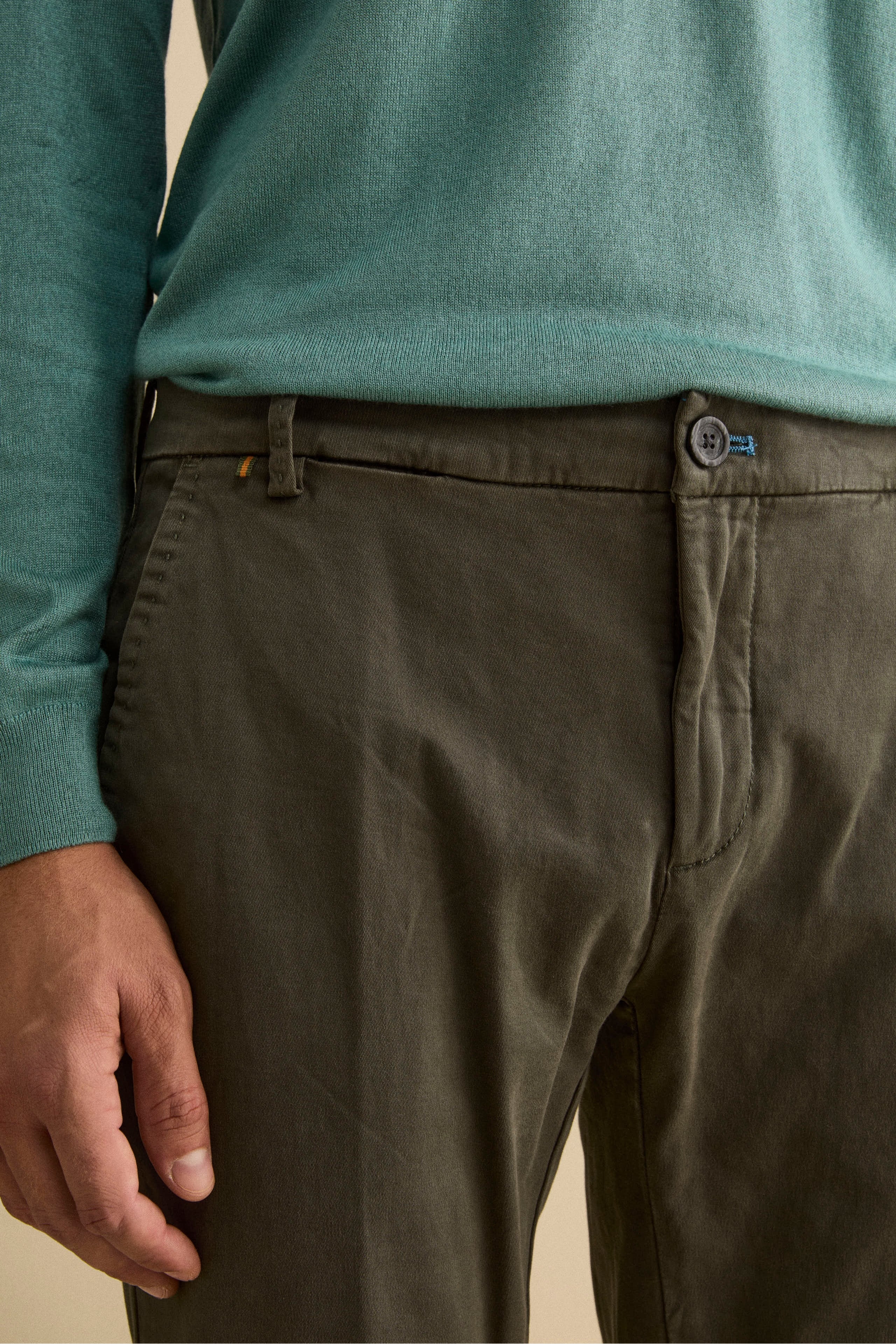 Pantalone Slim Fit con Pieghe in Gabardina - VERDE