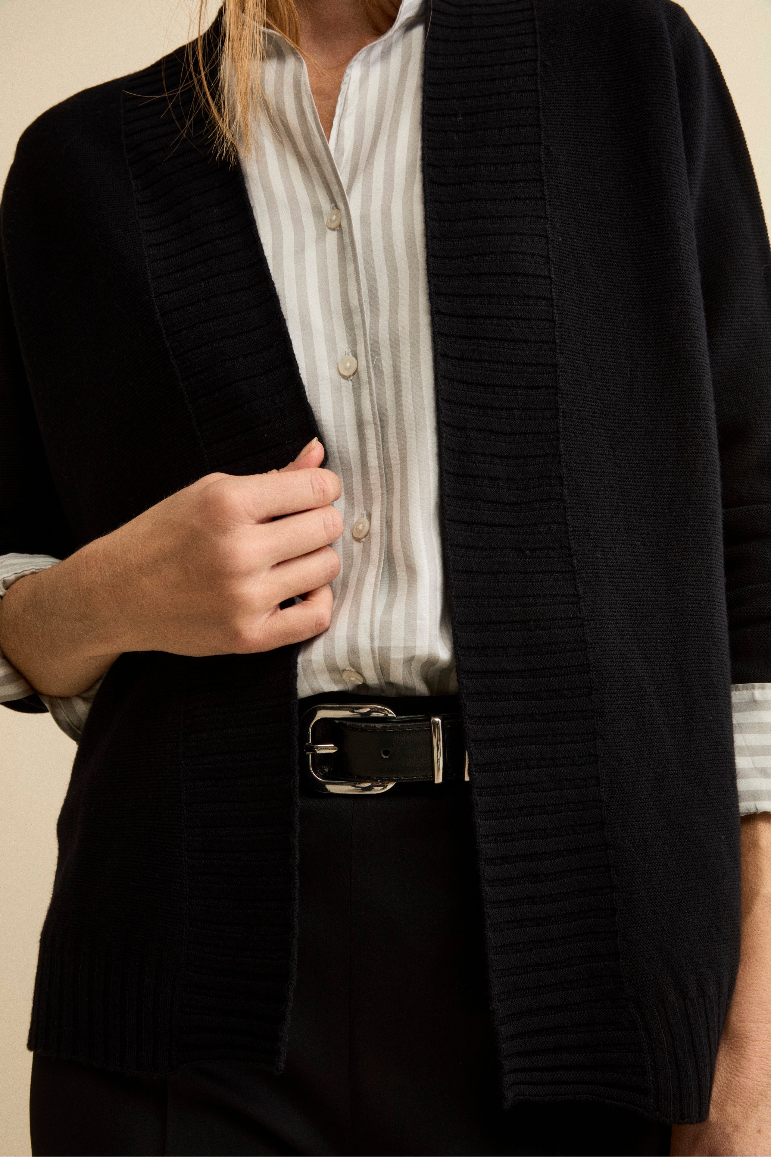 Cardigan Lungo con Collo a Scialle in Lana - NERO