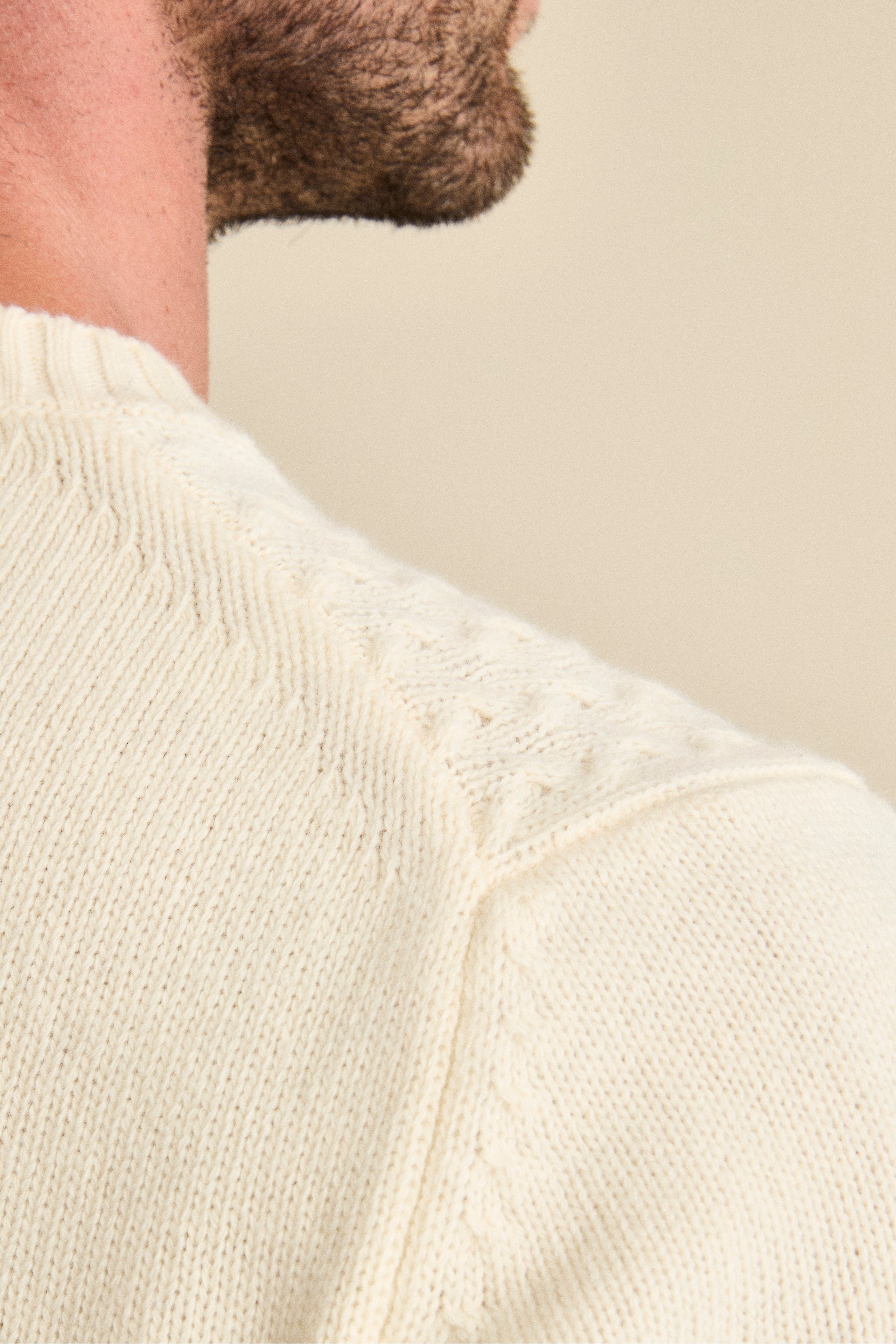 Maglia Girocollo in Lana a Trecce - LATTE