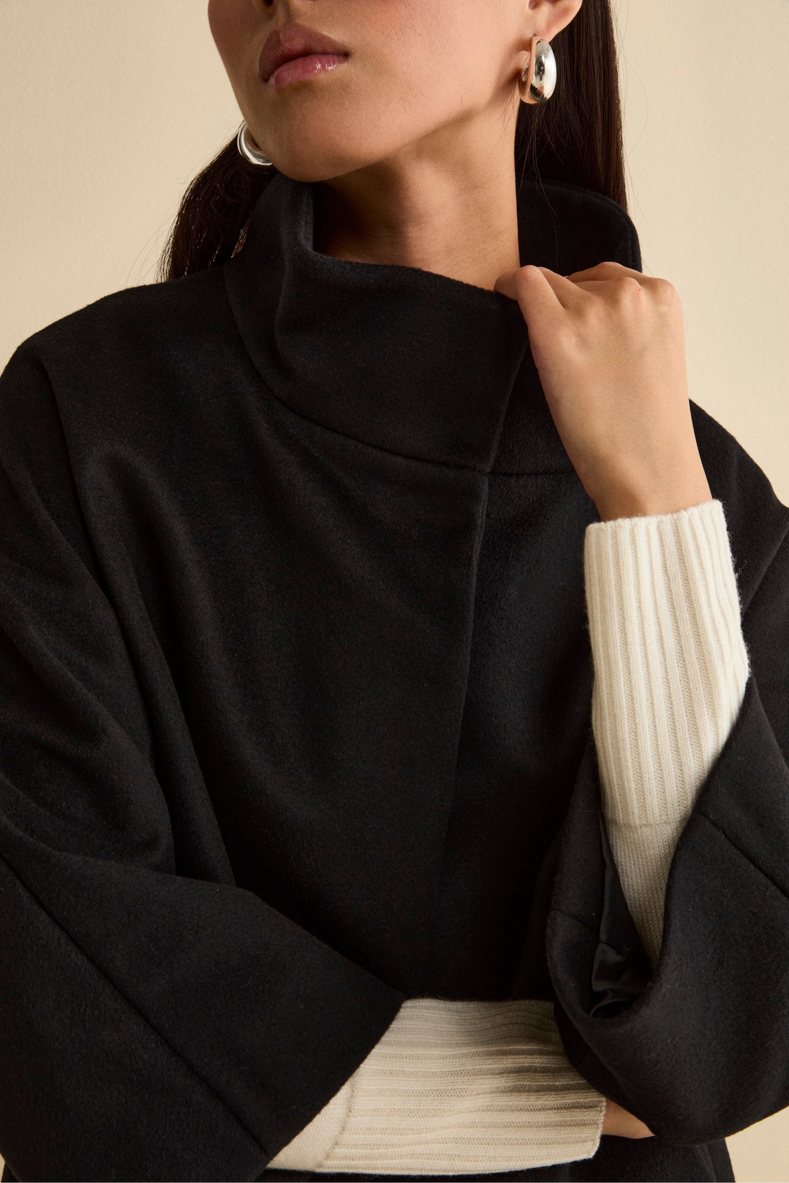 Cappotto Over Corto in Misto Lana e Cashmere - NERO