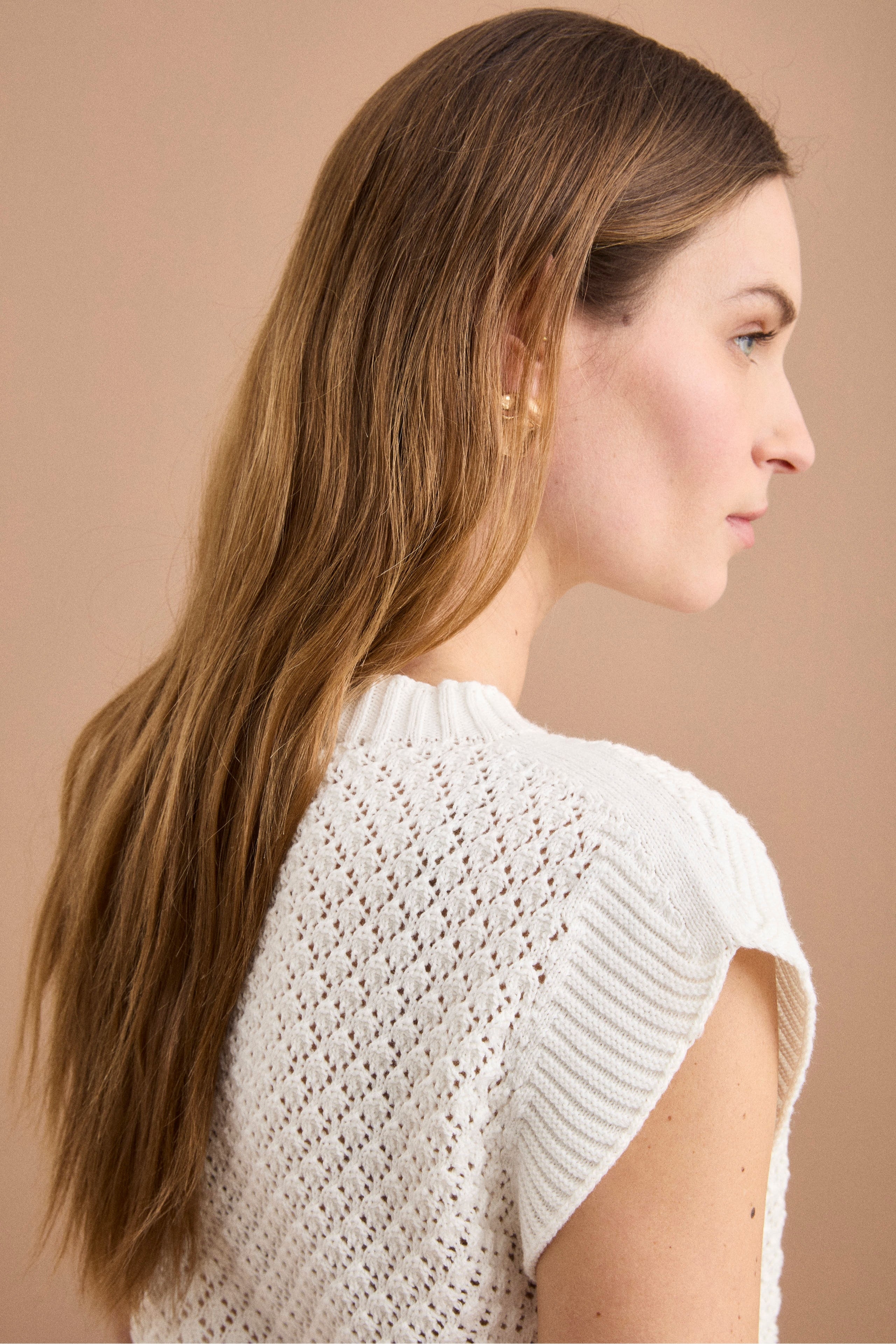 Gilet Over Traforato con Scollo Barchetta - BIANCO