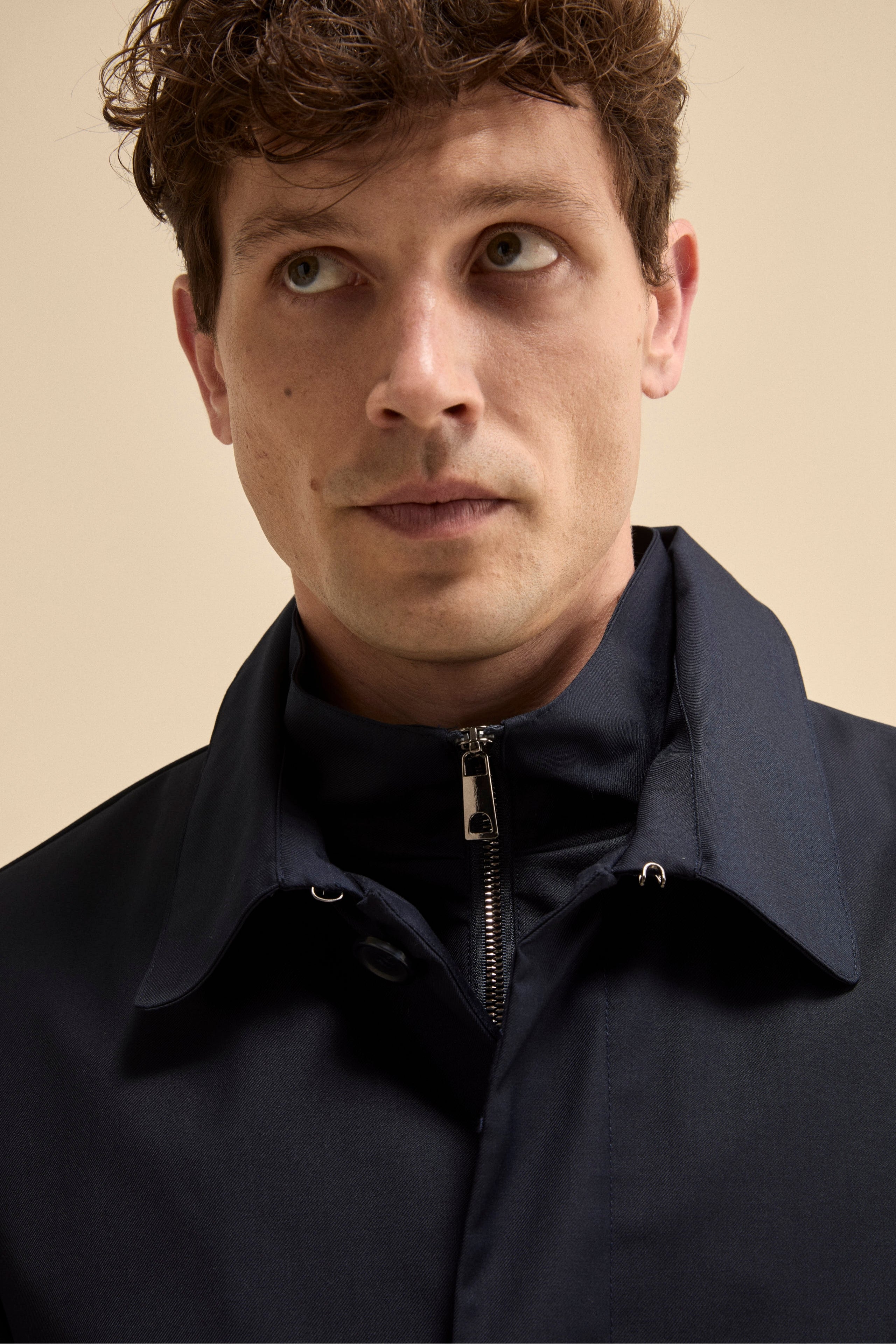 Trench Impermeabile con Pettorina - BLU