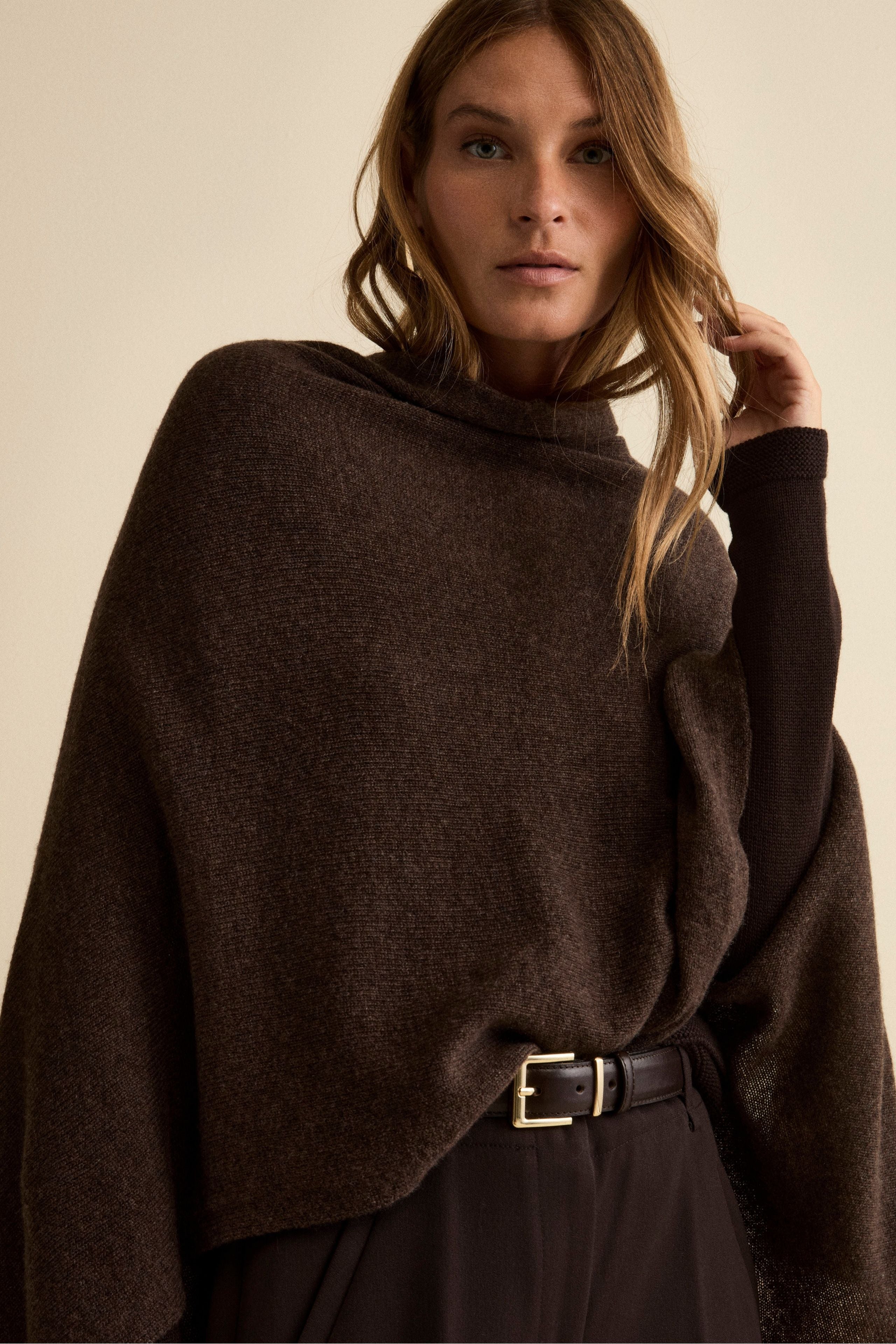 Mantella in cashmere da donna - MARRONE