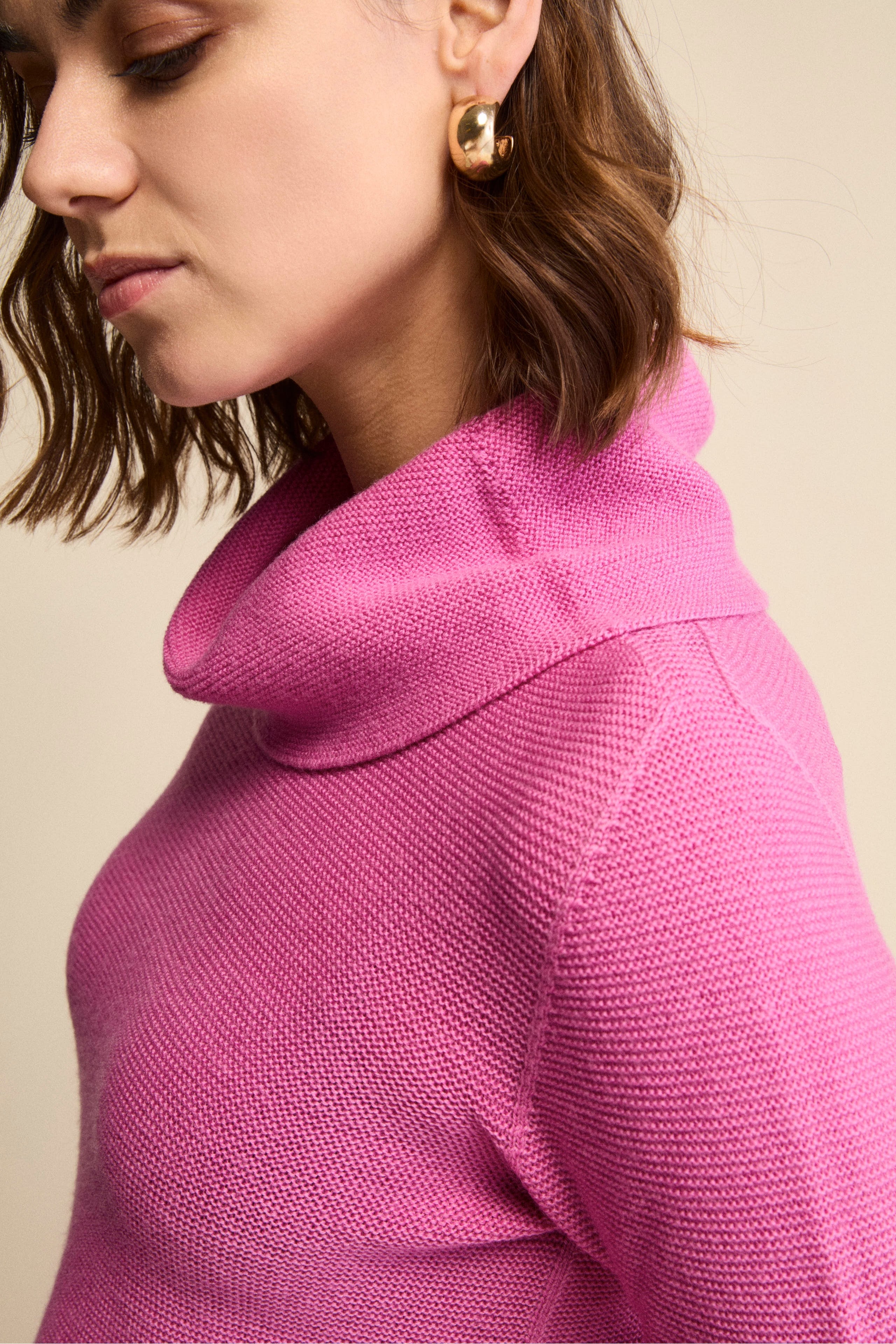 Maglia con Spacchi in Lana Merino - FUXIA
