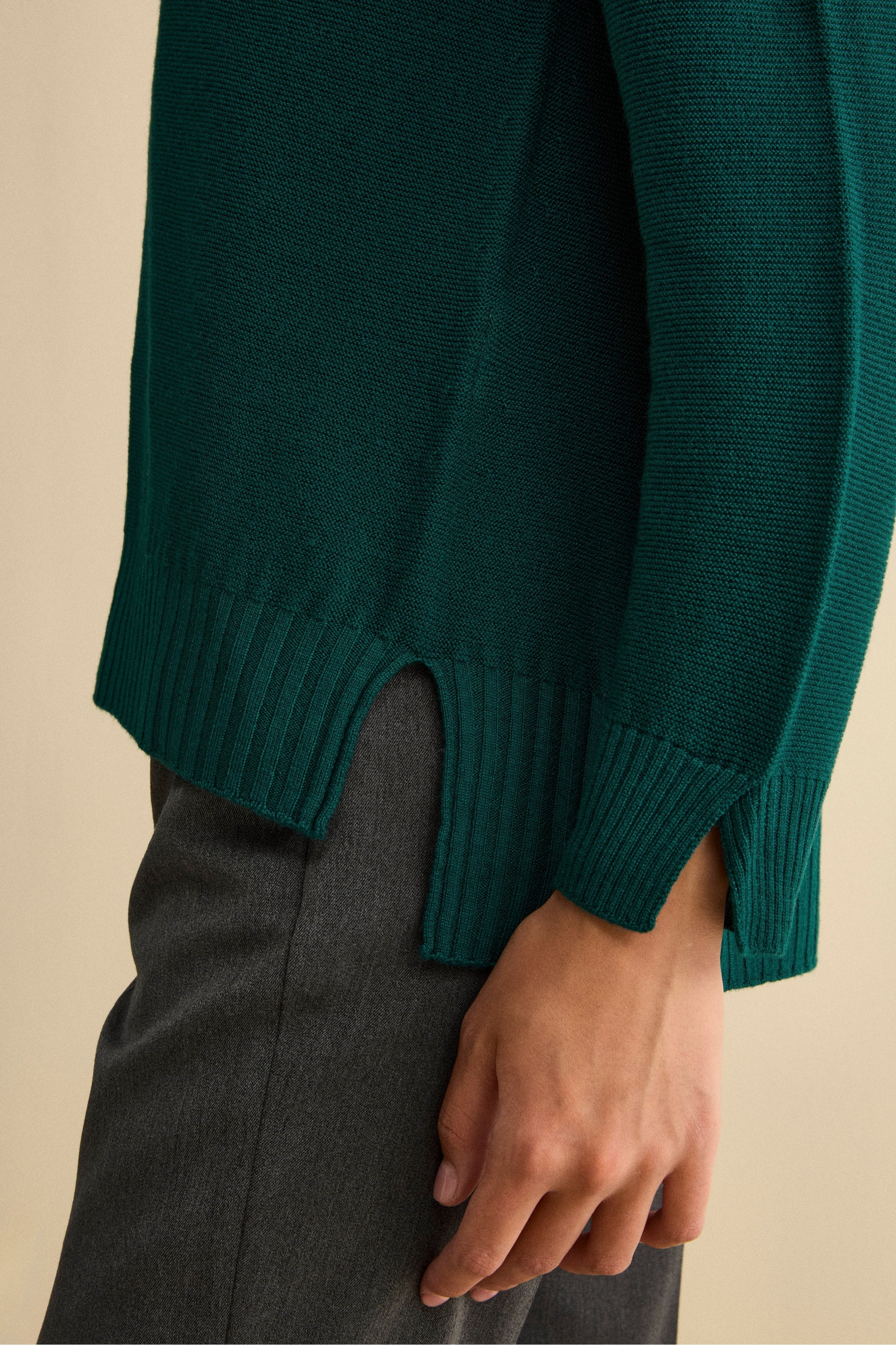 Maglia Over Scollo a V in Lana Merino - VERDE