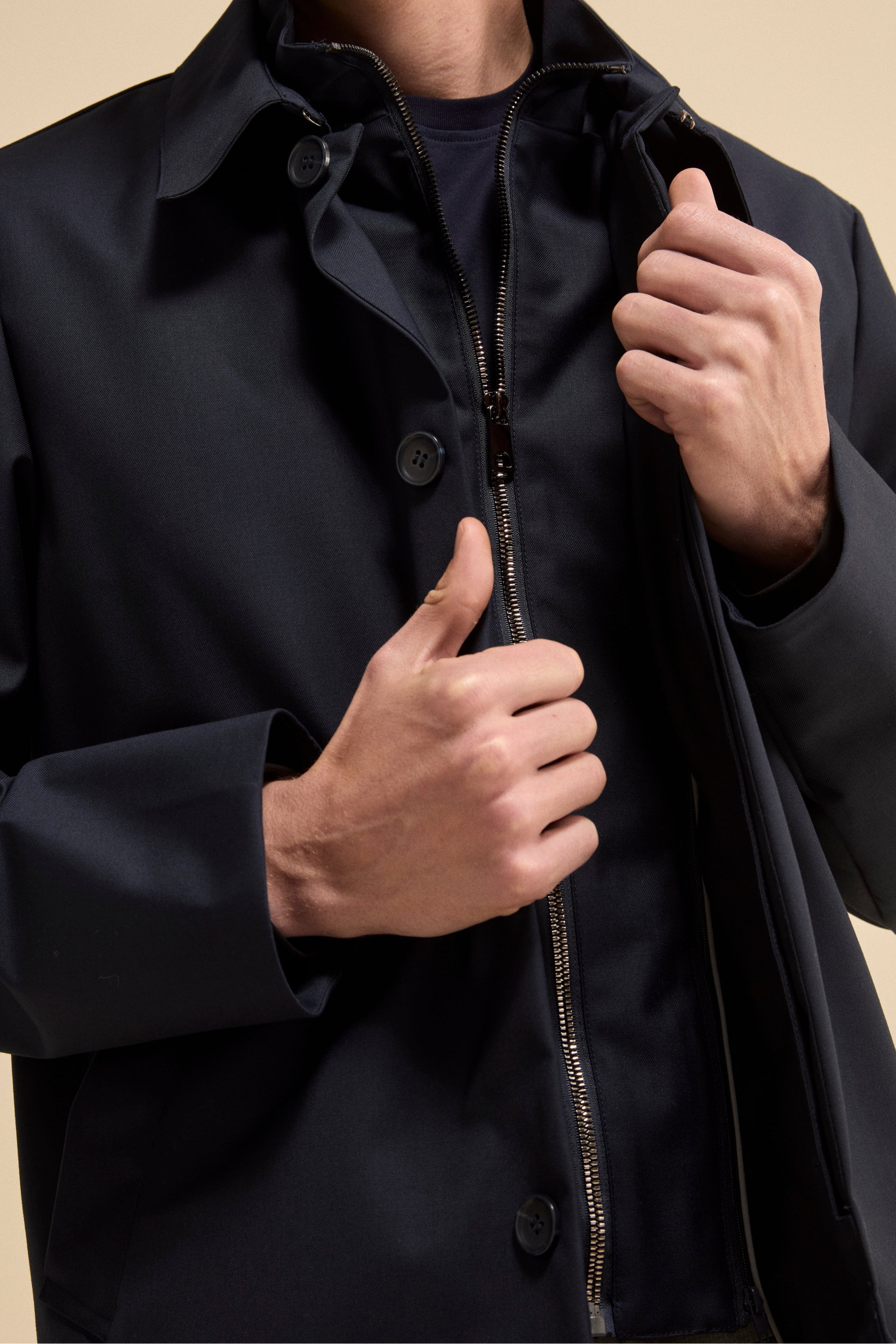 Trench Impermeabile con Pettorina - BLU