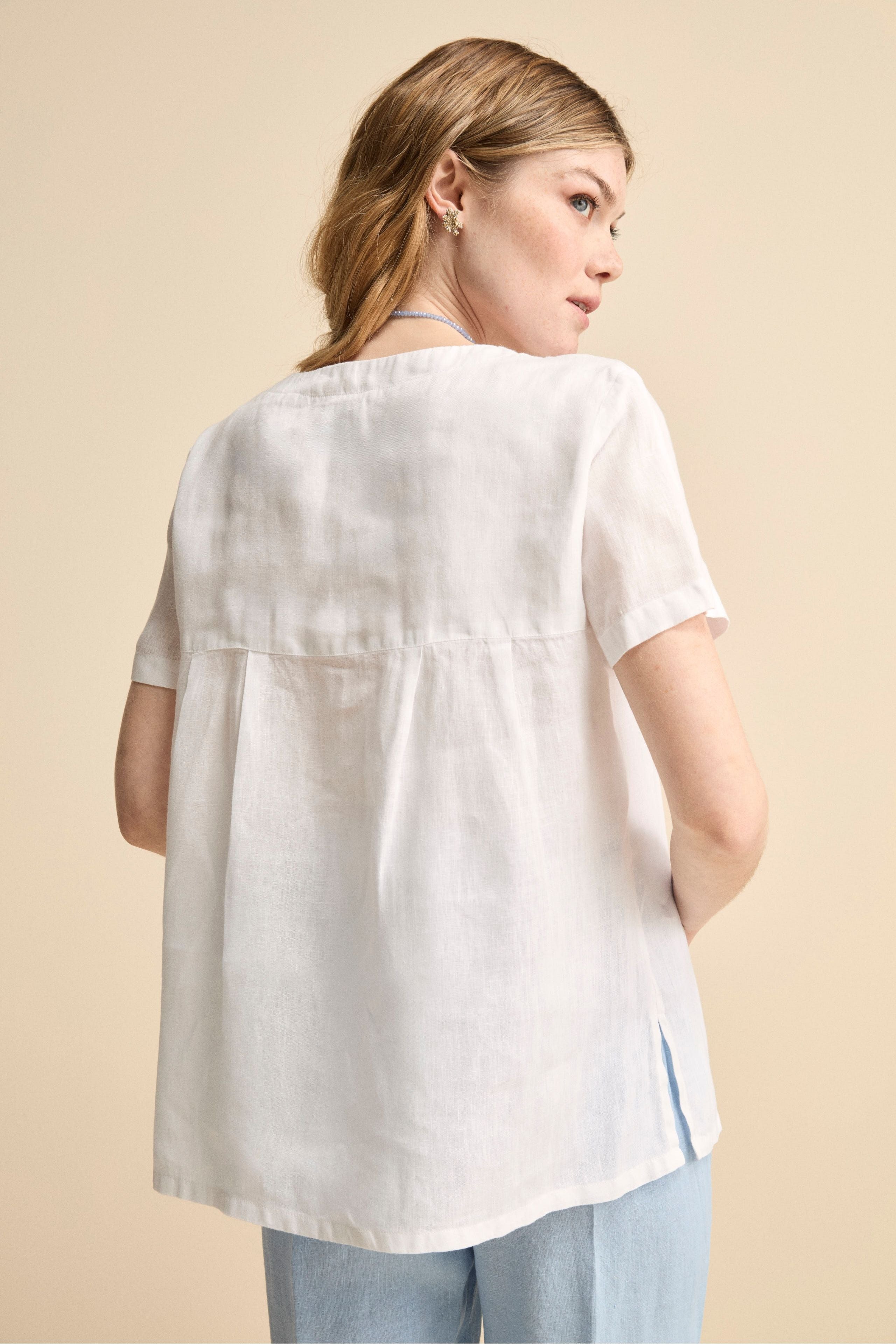 Blusa Morbida Girocollo in Lino - BIANCO