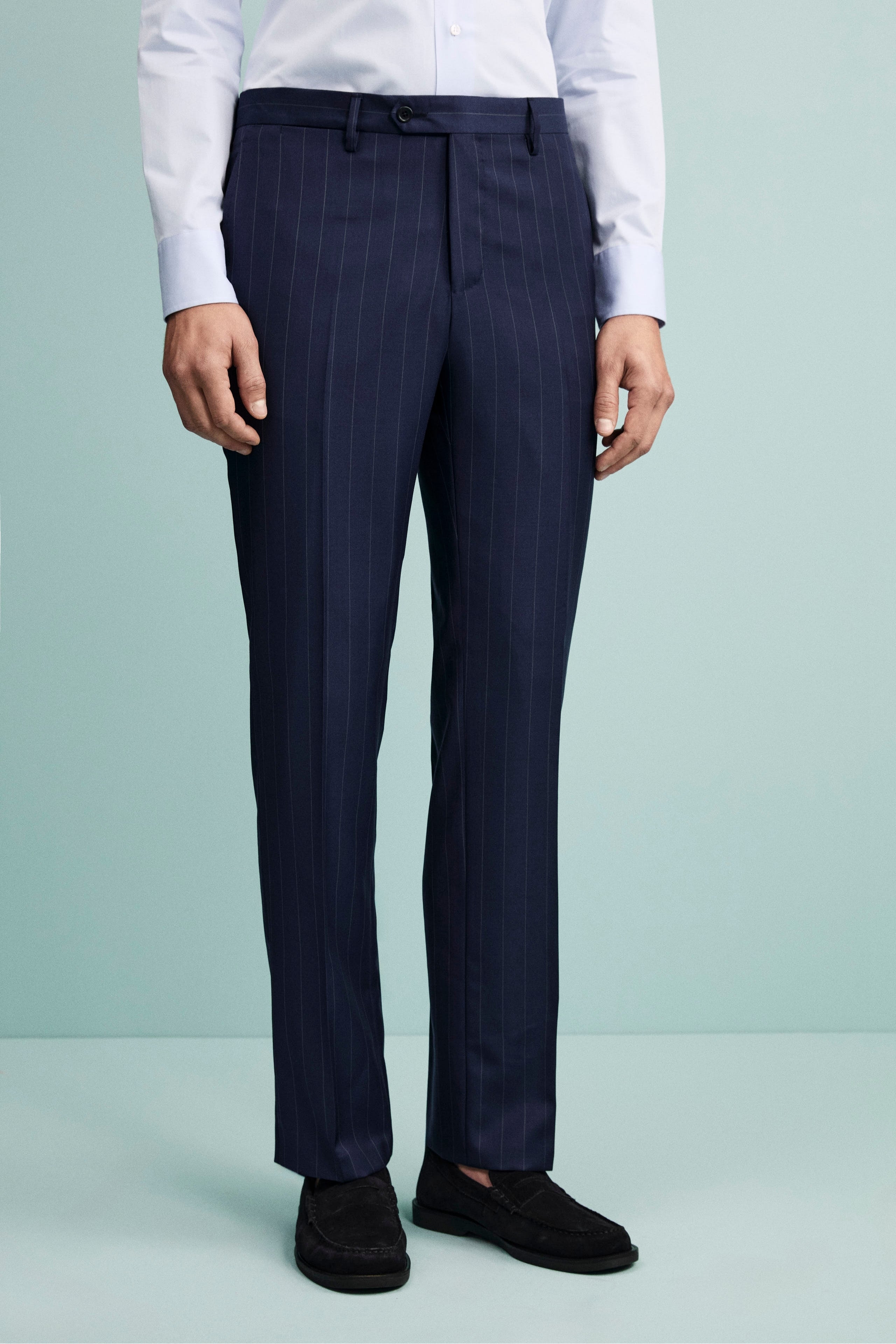 Abito Gessato Monopetto Comfort Fit in Lana Vergine - BLU APERTO GESSATO