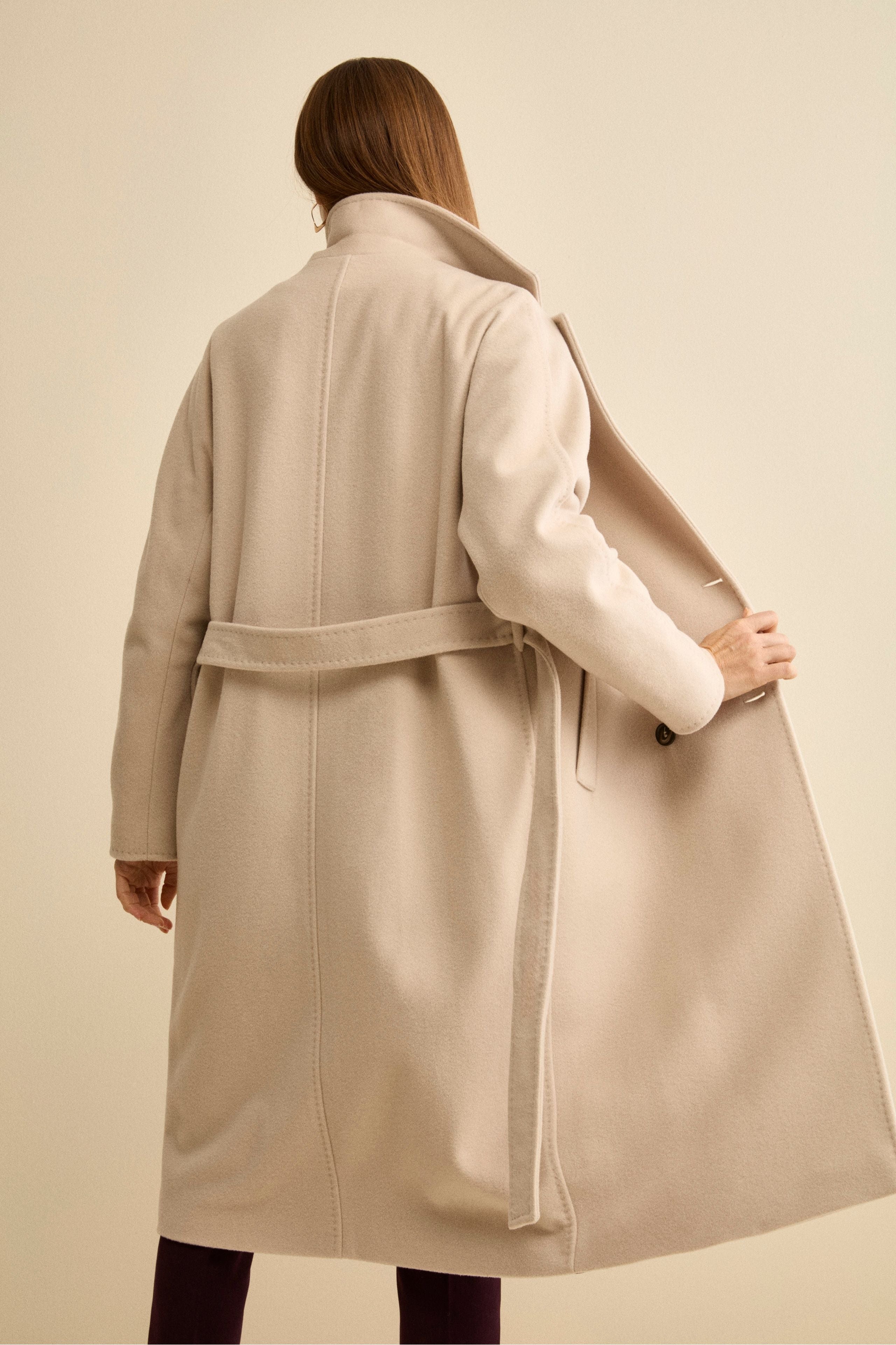 Cappotto Doppiopetto con Revers Classico in Lana e Cashmere - GESSO