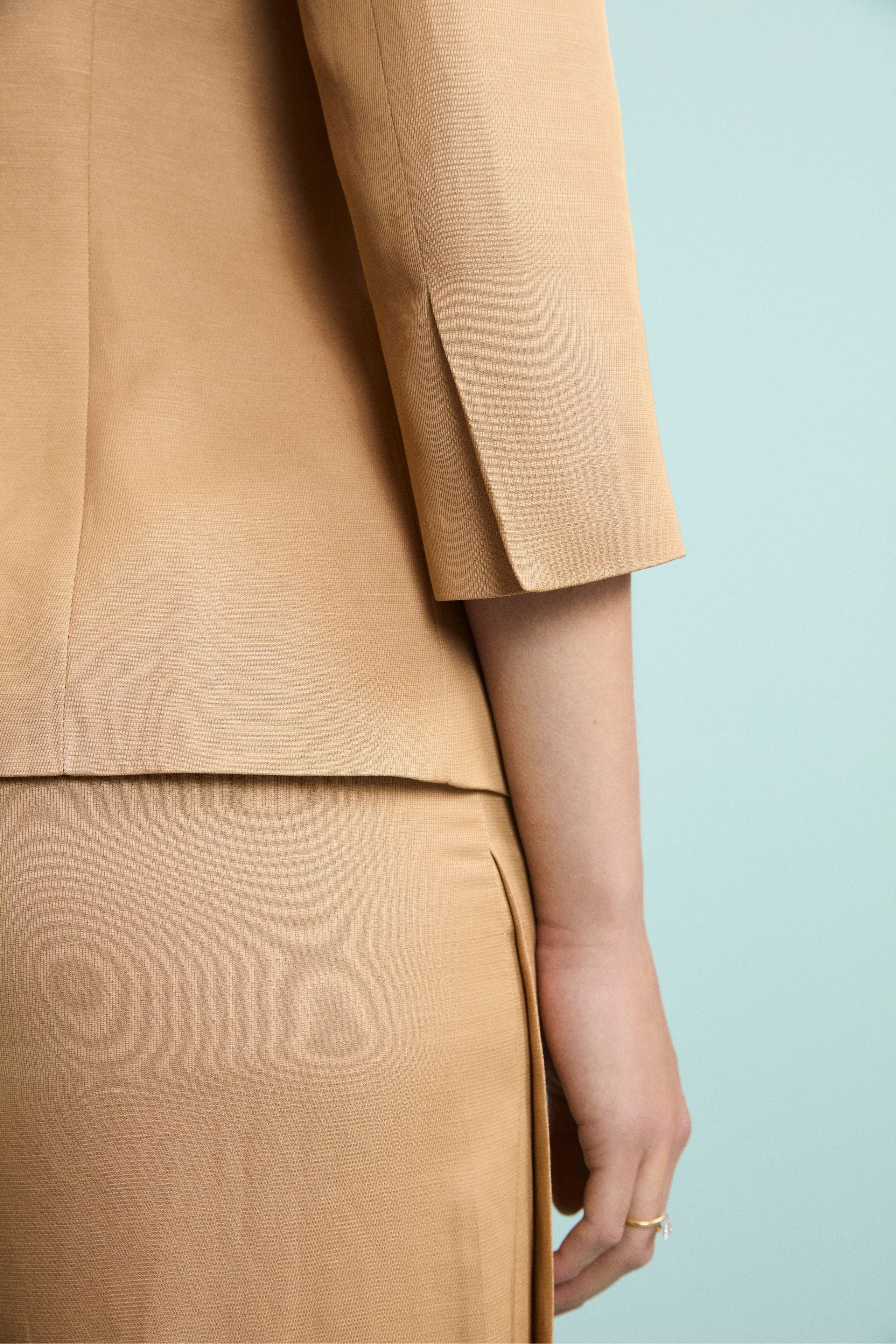 Giacca Elegante in Misto Lino con Fiocco - ORO