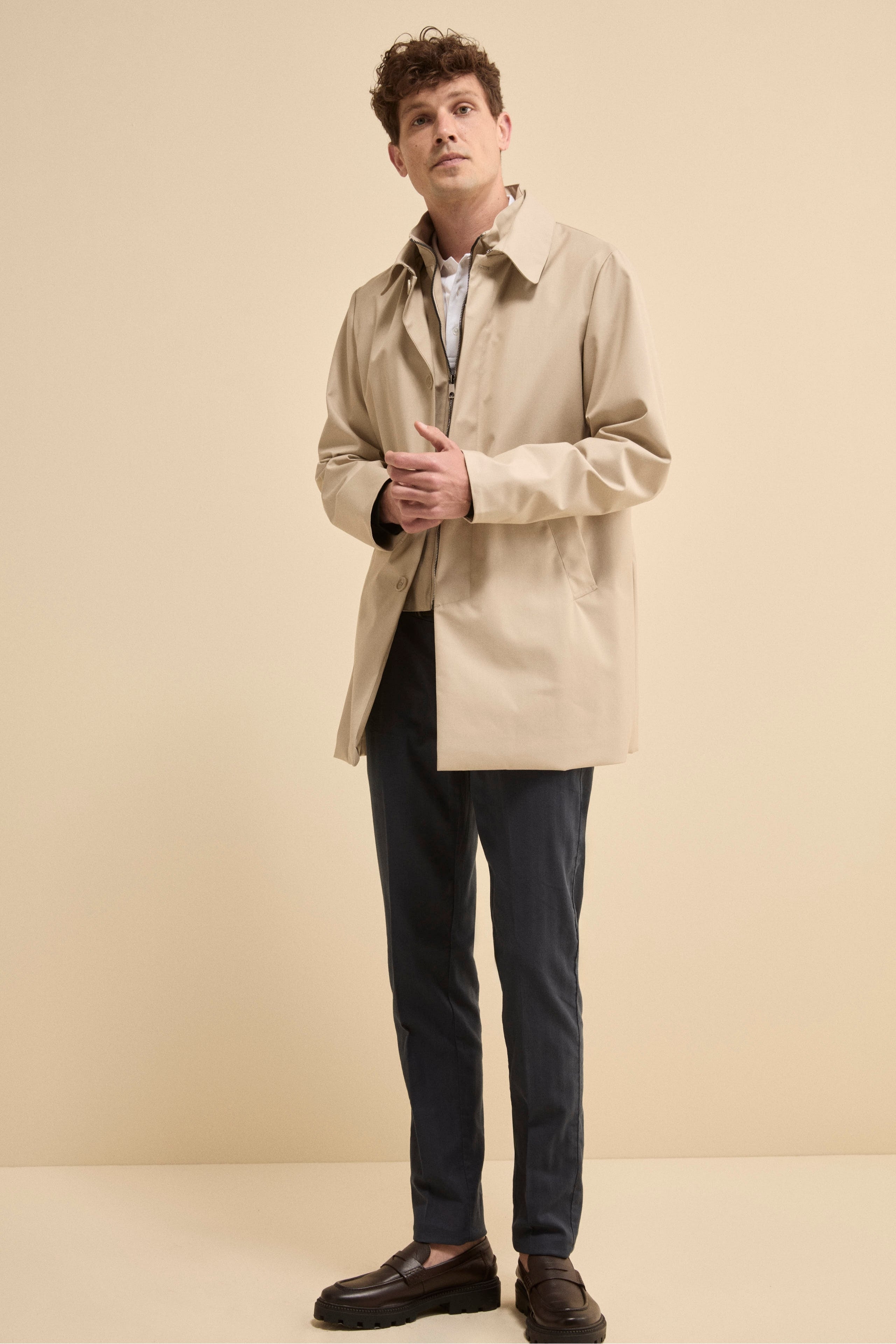 Trench Impermeabile con Pettorina - BEIGE