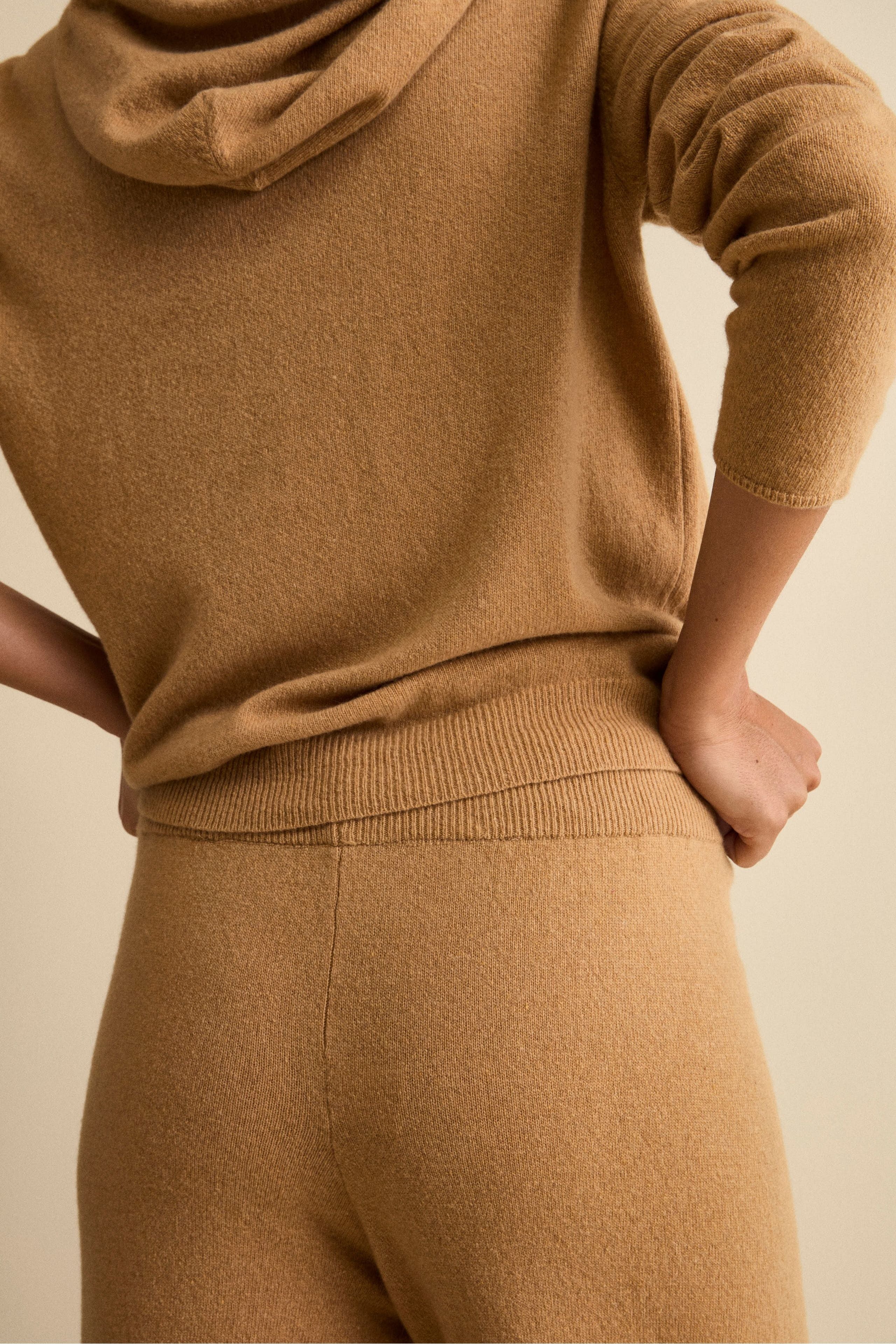 Tuta in cashmere - CAMMELLO