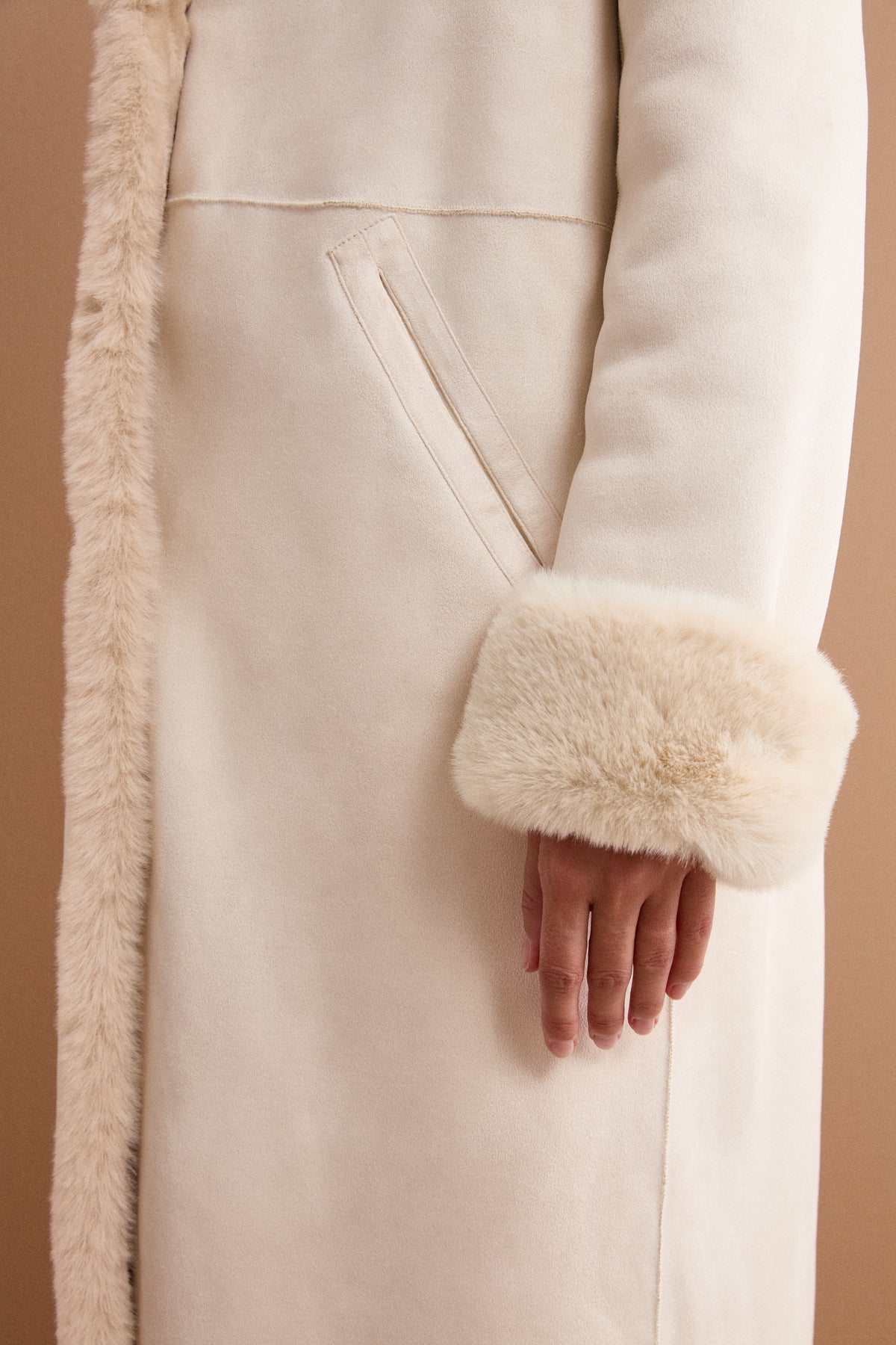 Cappotto Midi Eco-Montone - MANDORLA