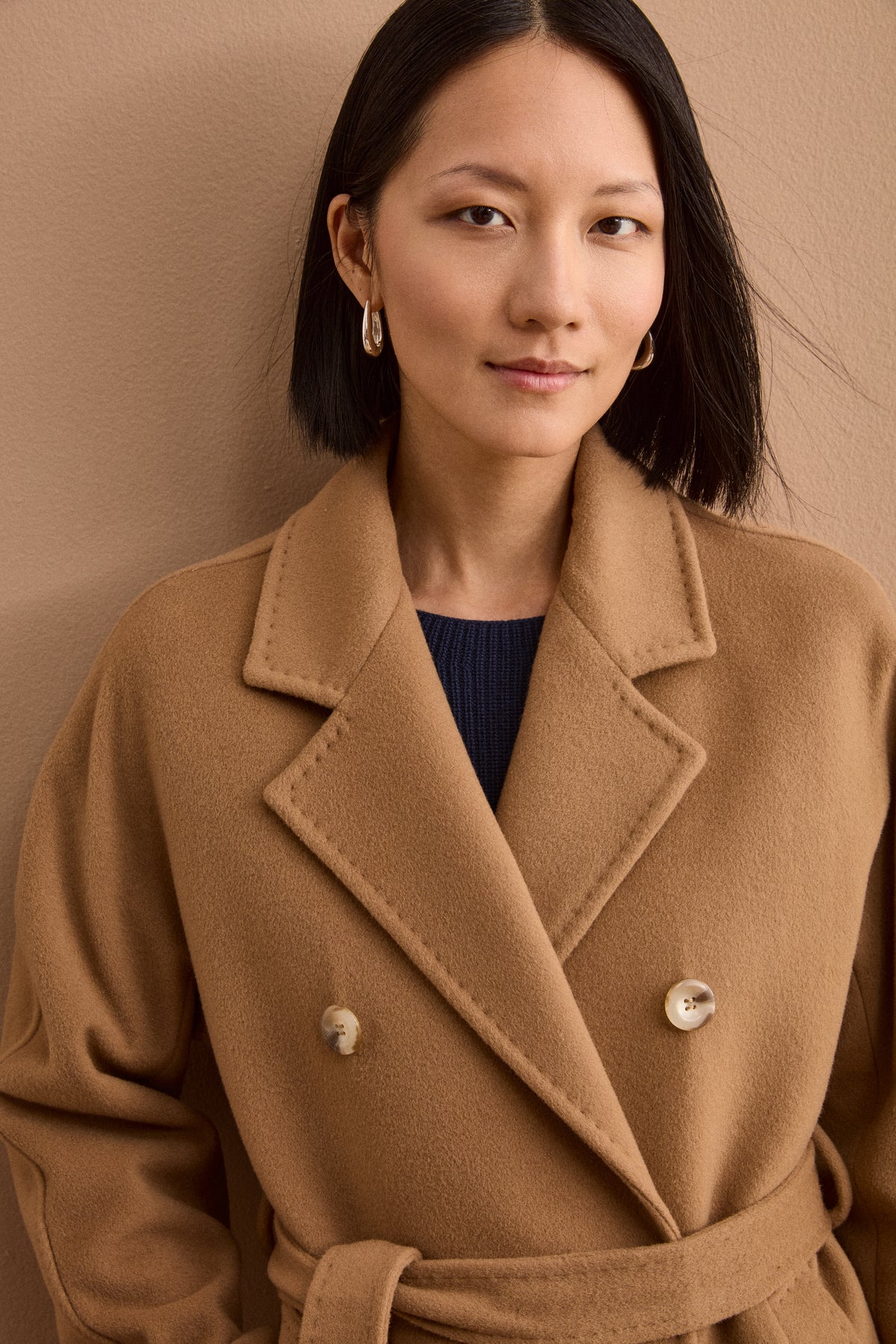 Cappotto Doppiopetto con Revers Classico in Lana e Cashmere - CAMMELLO