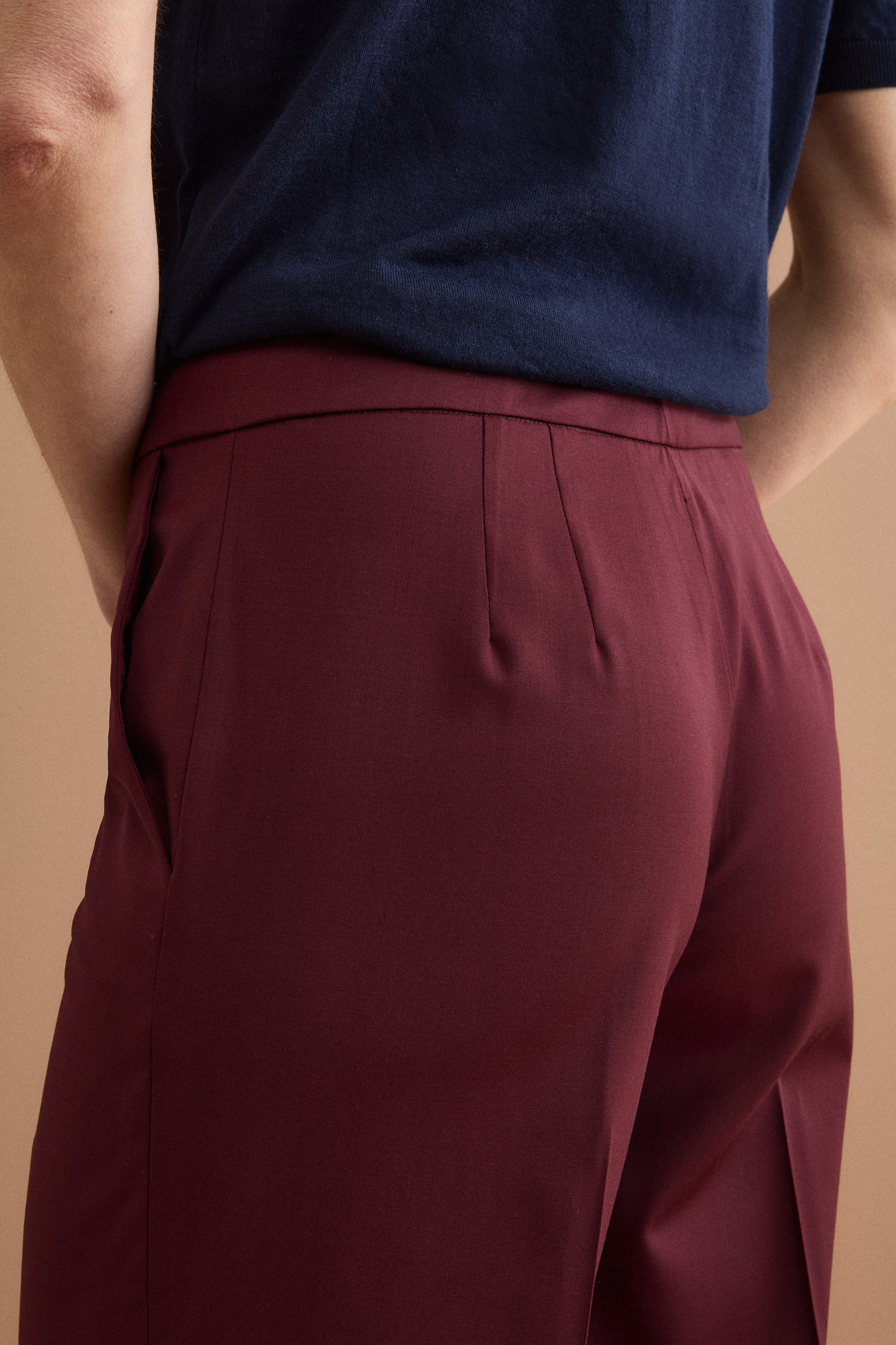 Pantalone Elegante con Gamba Larga in Lana Vergine - BORDEAUX