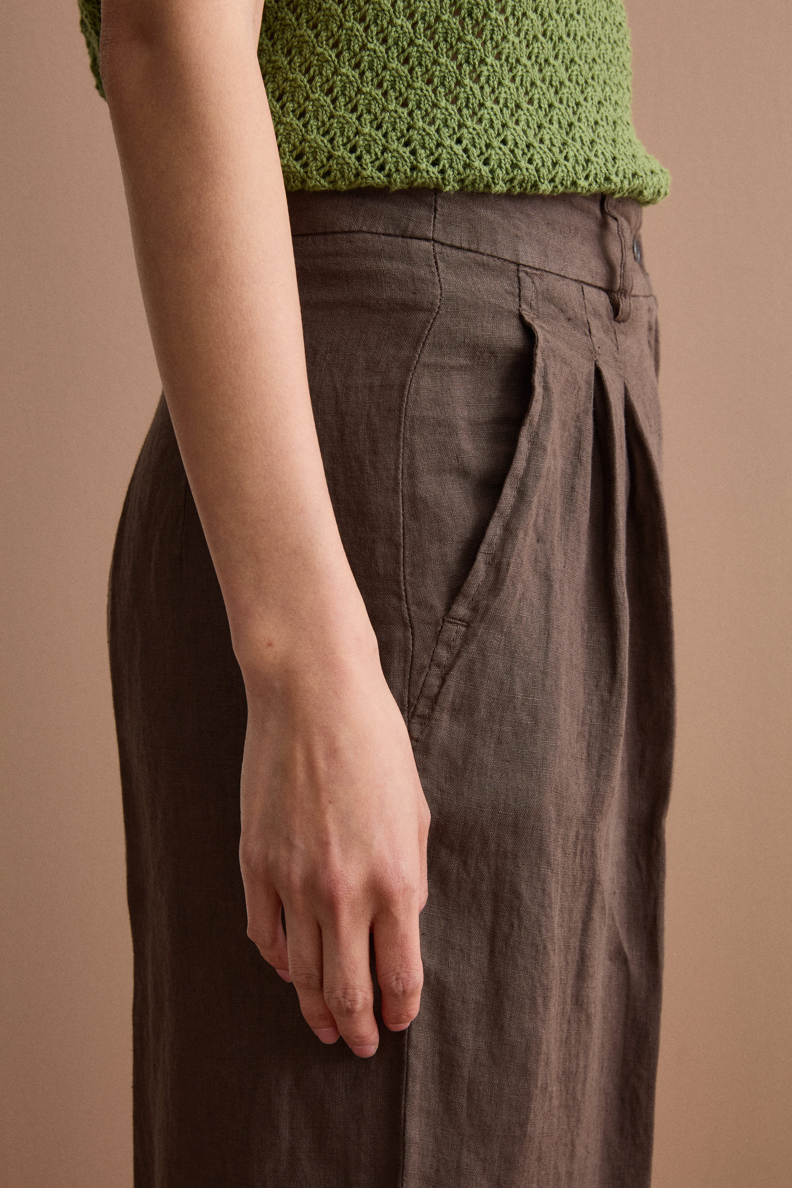 Pantalone Gamba Larga in Lino con Pinces - T.MORO
