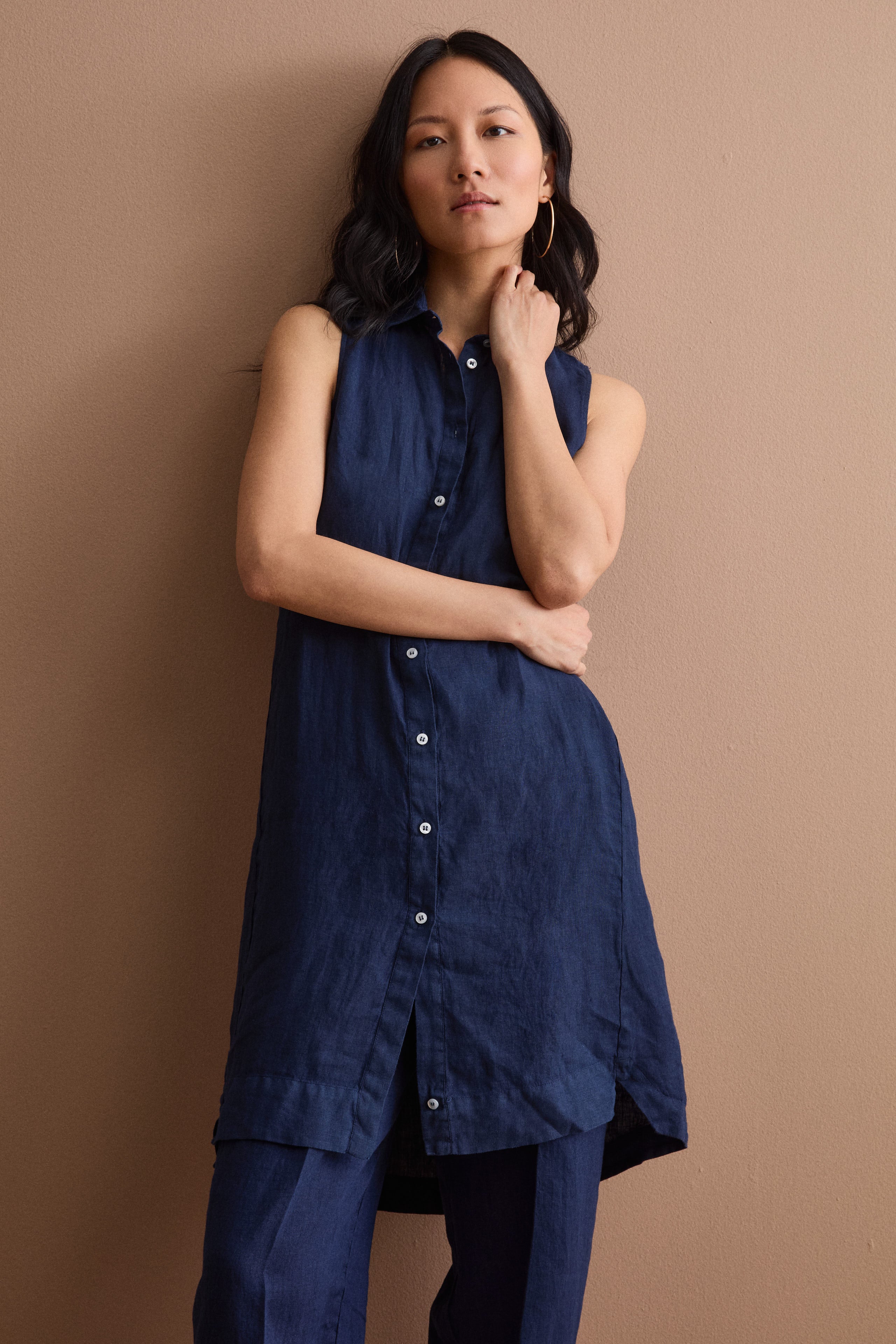 Abito Midi Smanicato Chemisier in Lino - NAVY