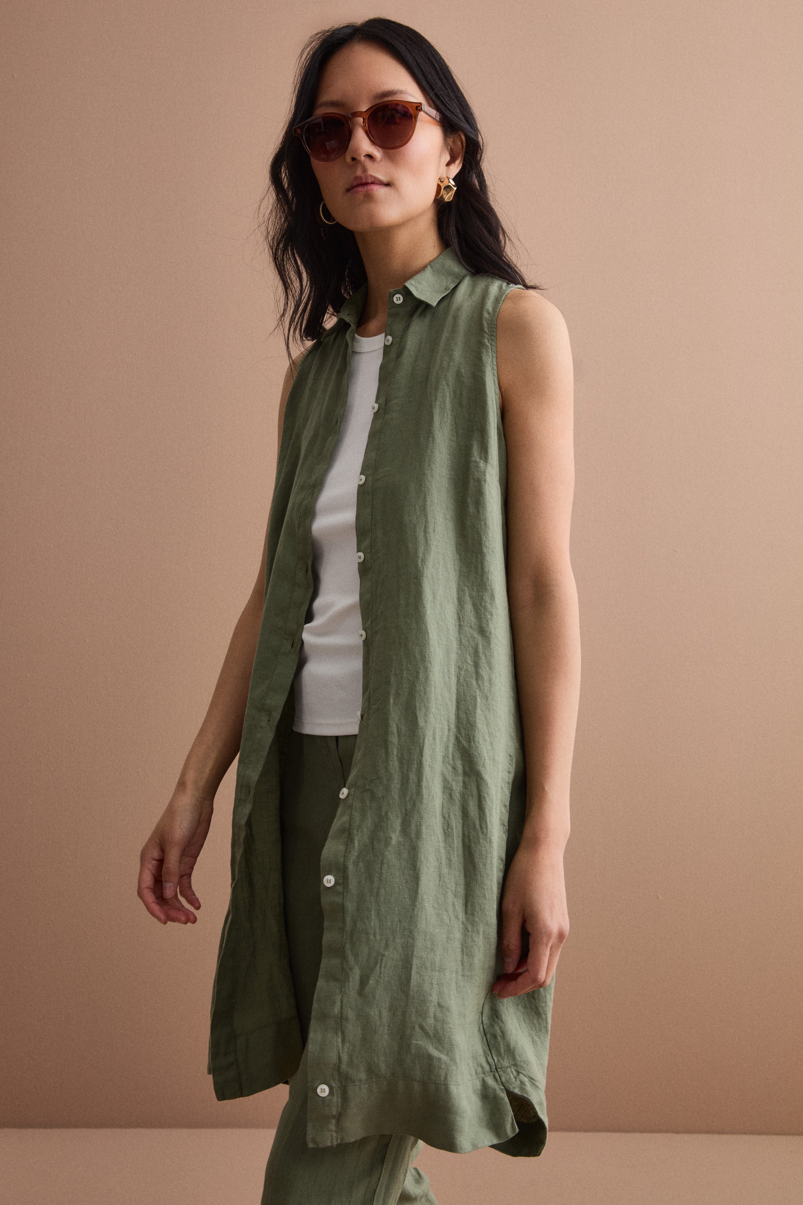 Abito Midi Smanicato Chemisier in Lino - VERDE MILITARE