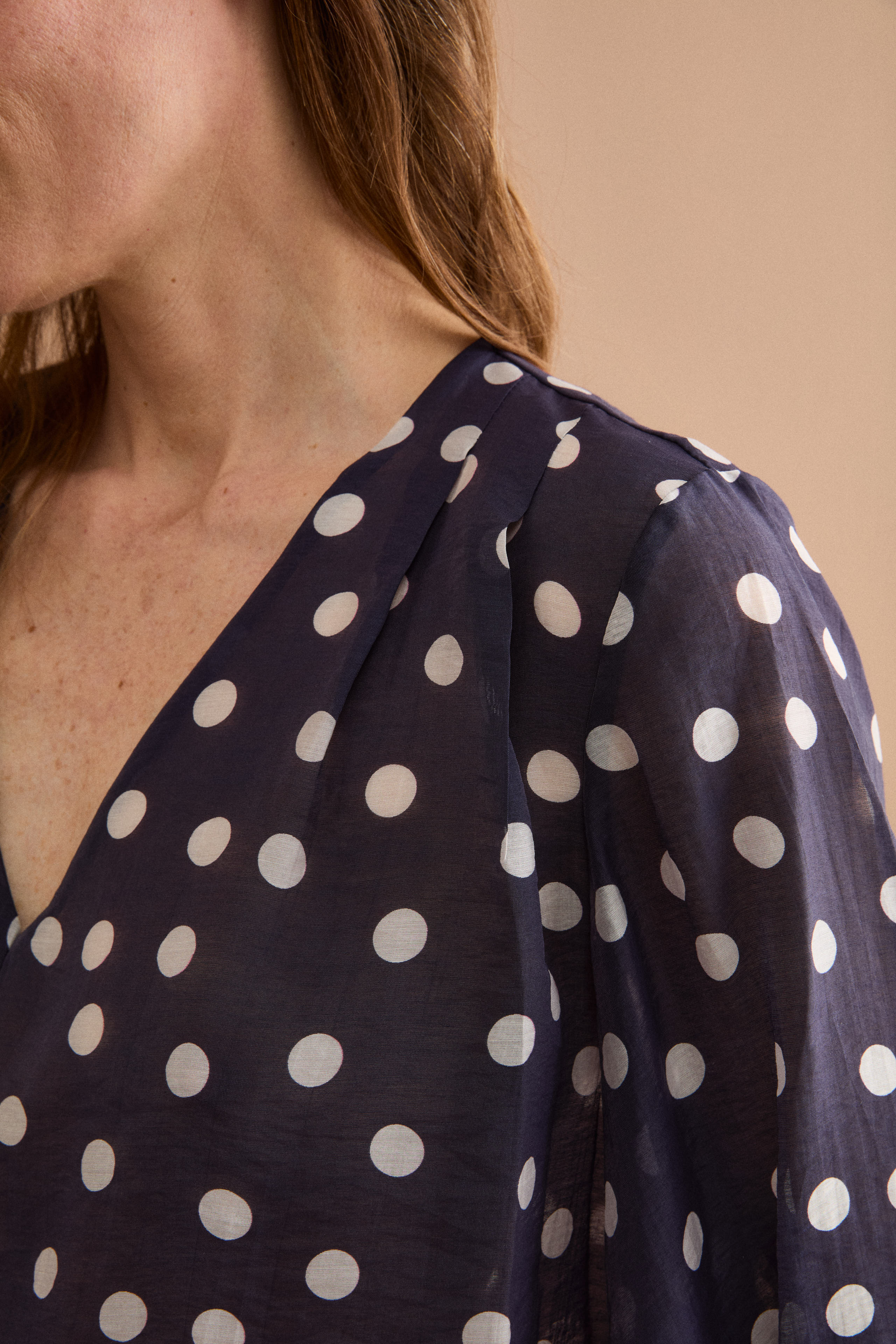 Blusa Over a Pois con Scollo a V - FANT. BLU