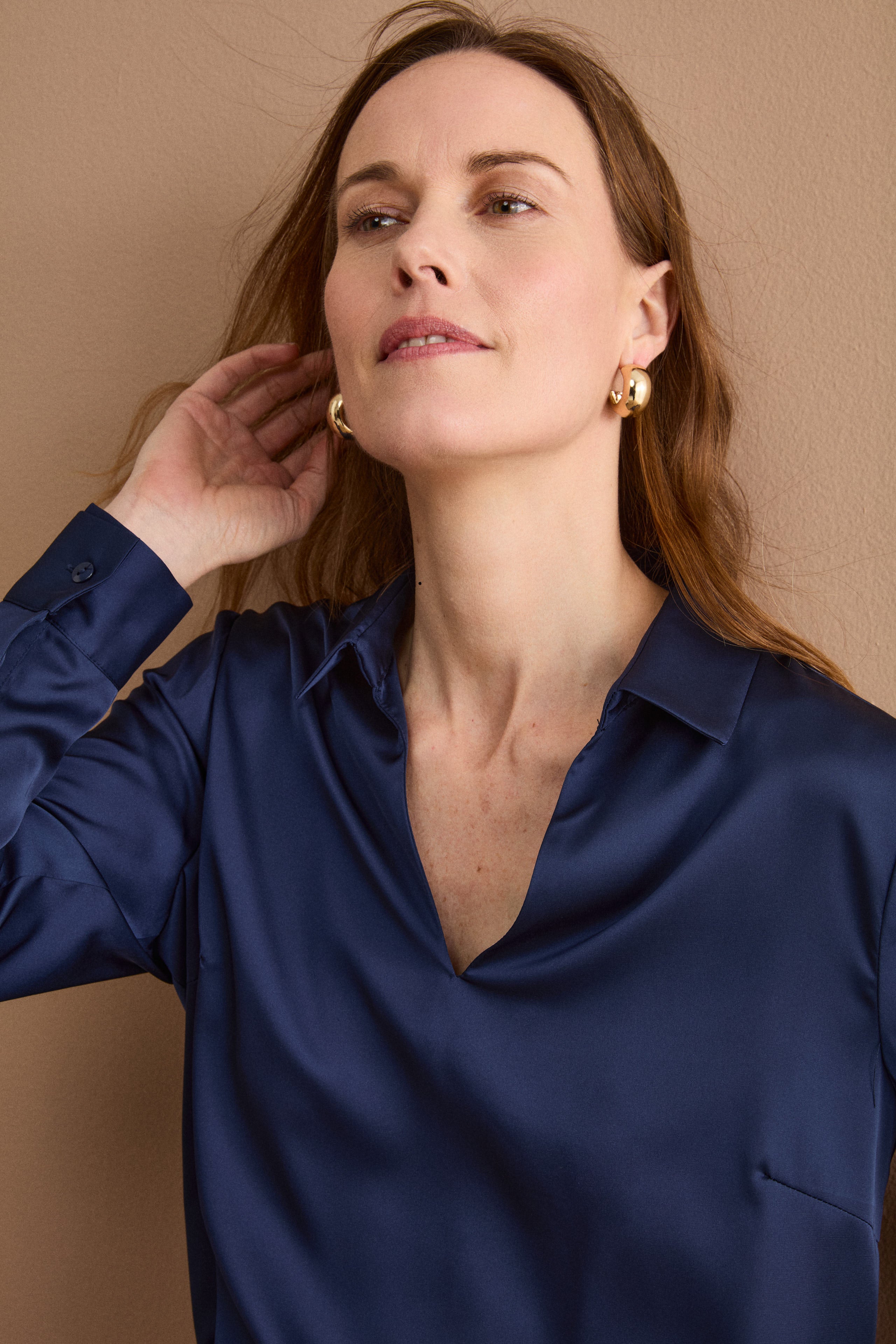 Blusa Over Elegante con Collo a Camicia - BLU