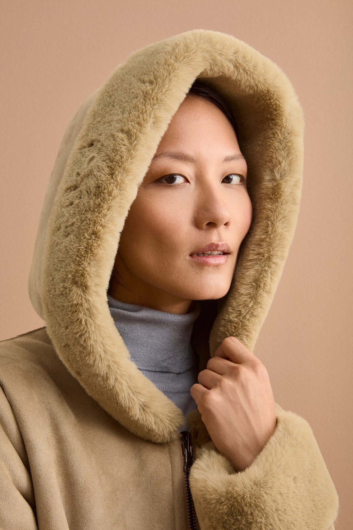 Cappotto Eco-Montone Reversibile con Cappuccio - VERDINO