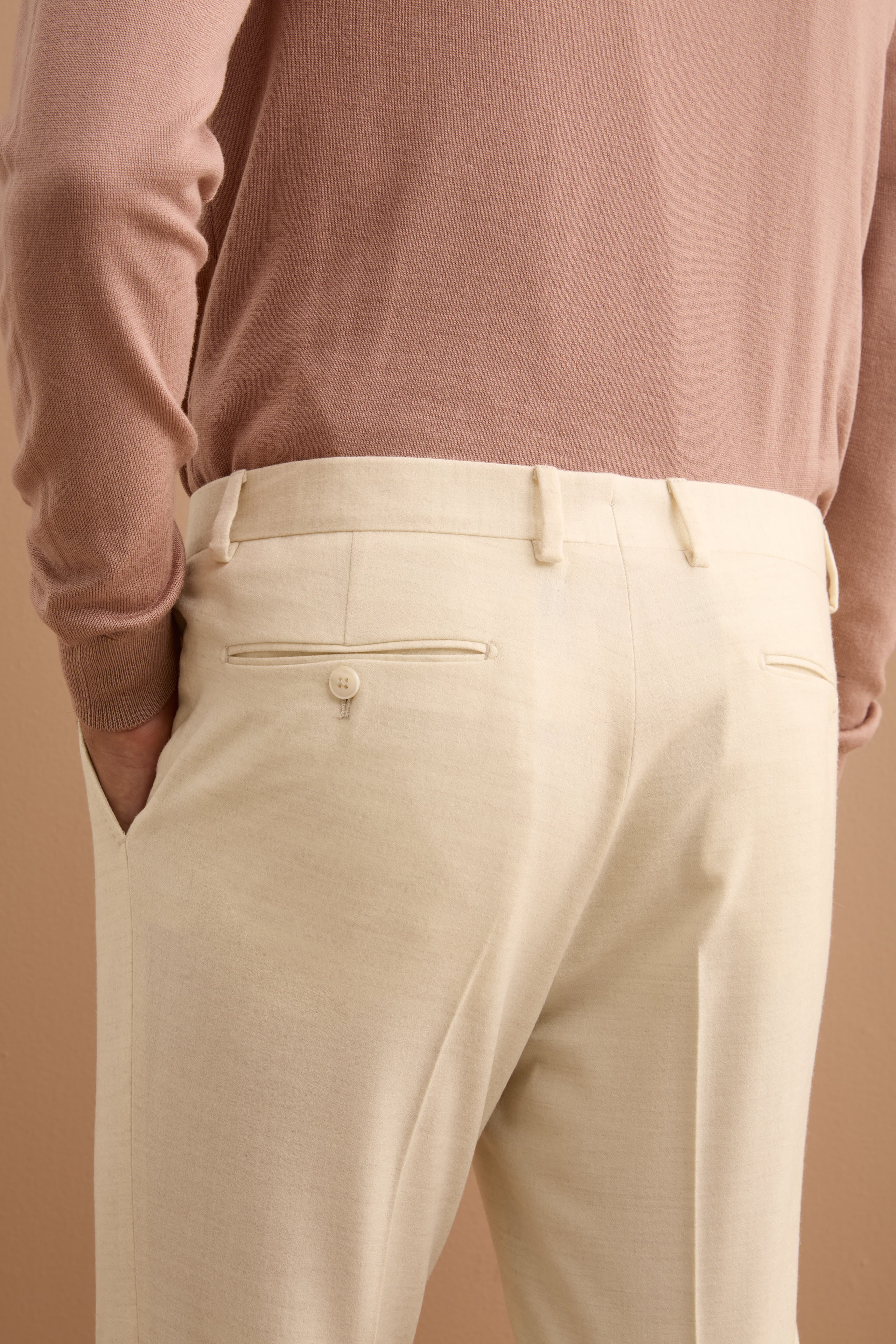 Abito Monopetto Slim Fit in Lana e Cashmere - PANNA