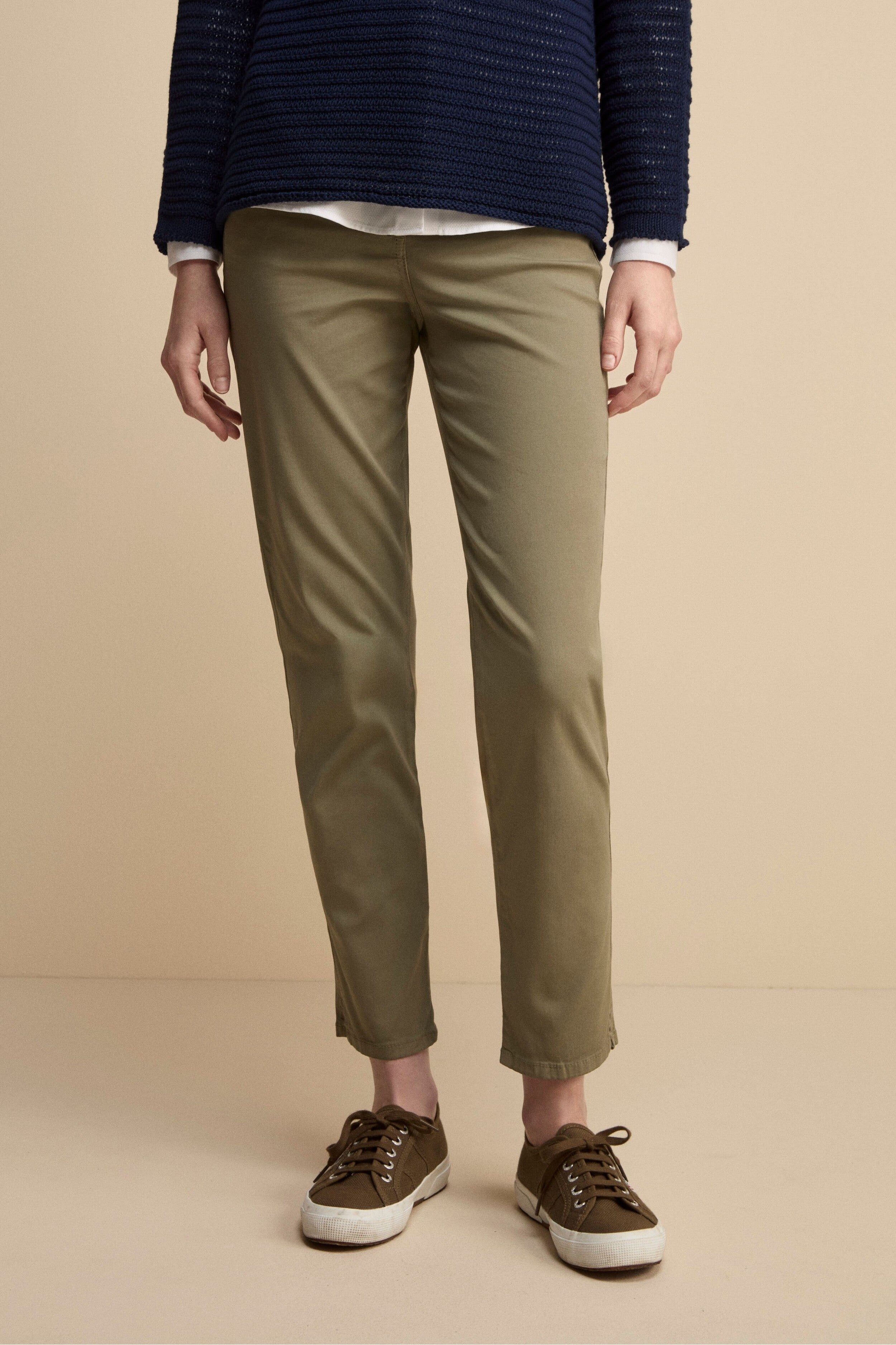 Kiton Slim-Fit Five-Pocket Jeans in Beige Kiton Slim-Fit Five-Pocket Jeans in Beige