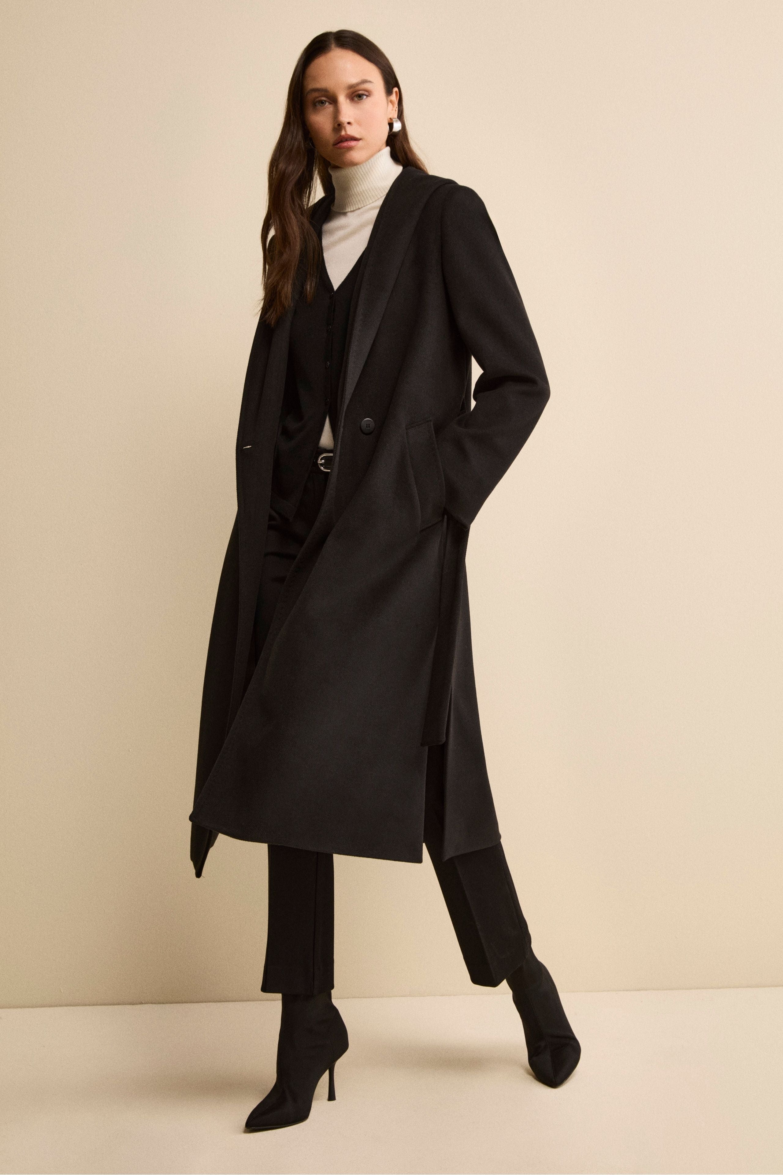 Cappotto Lungo con Cintura e Cappuccio - NERO