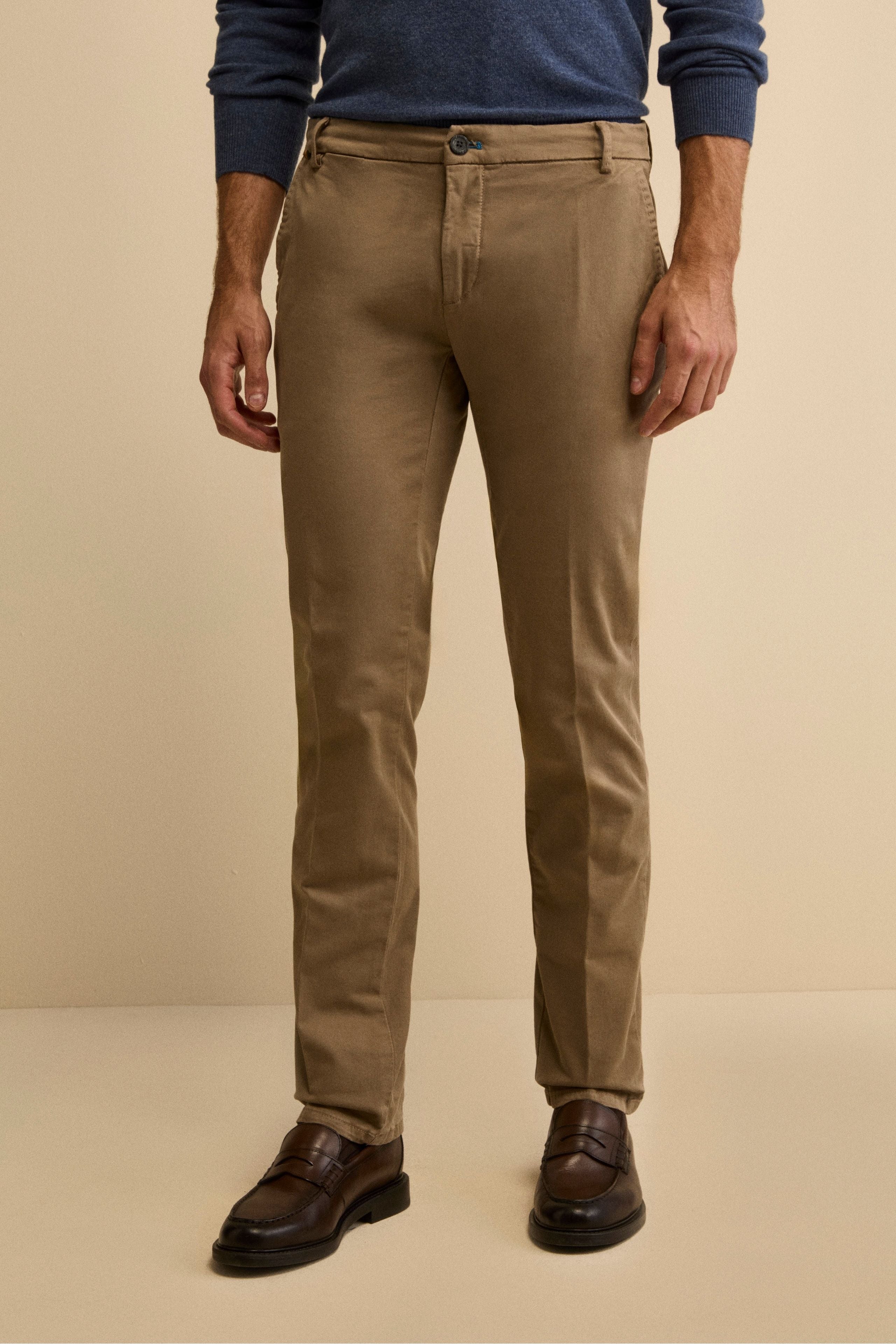 Pantalone Slim Fit con Pieghe in Gabardina - TORTORA