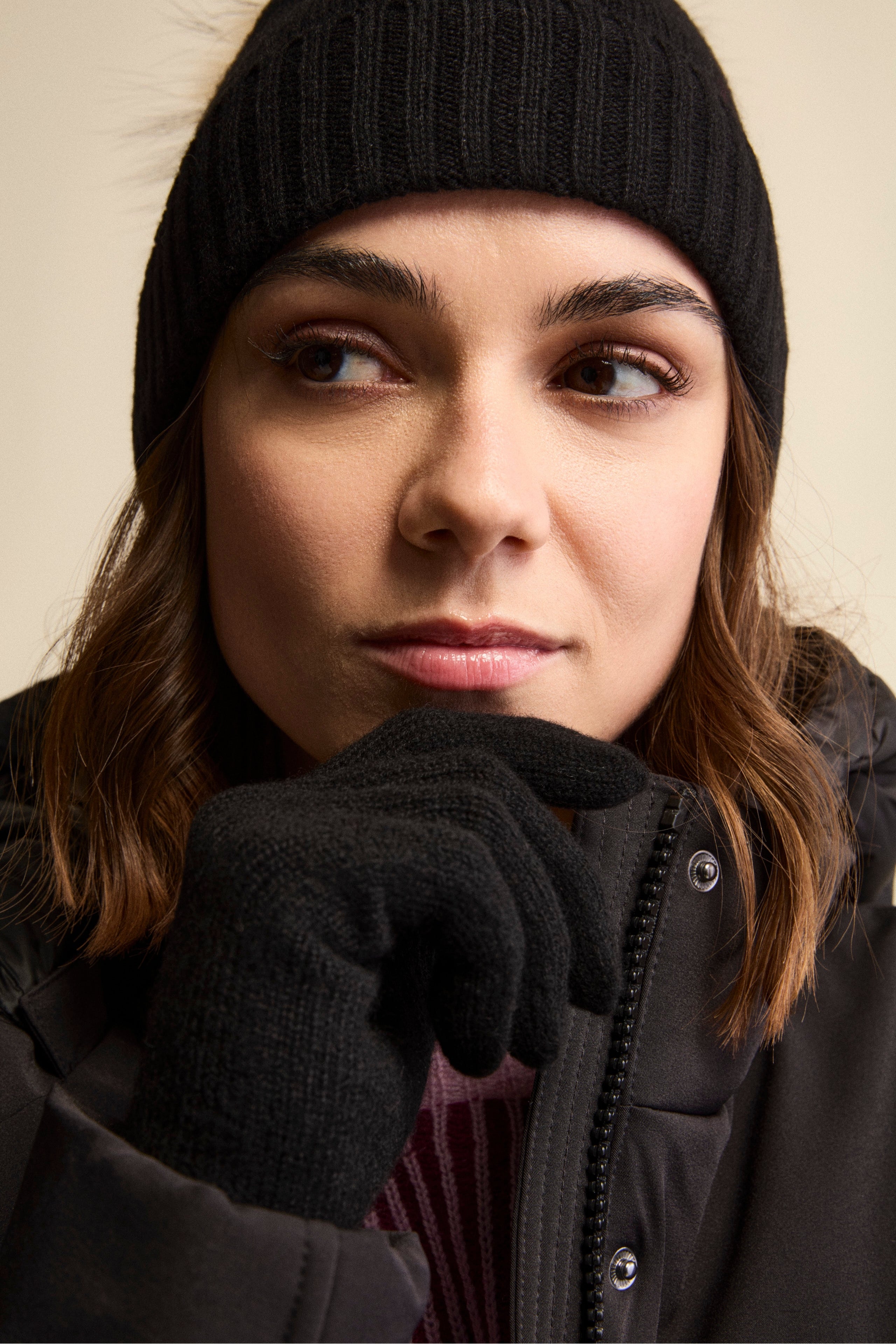 Guanti in cashmere - NERO