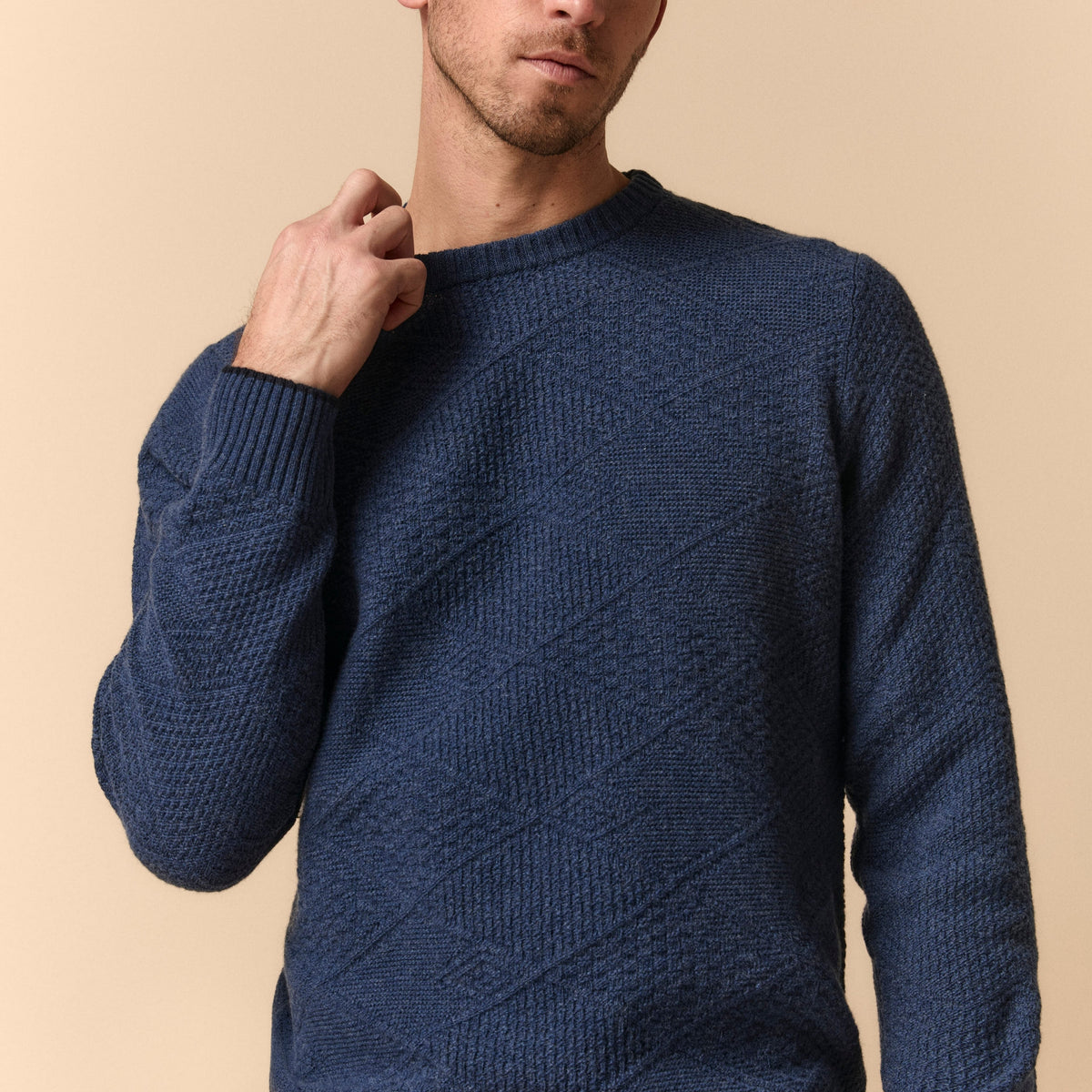 Maglia Girocollo Lavorata in Lana Merino Extrafine JEANS