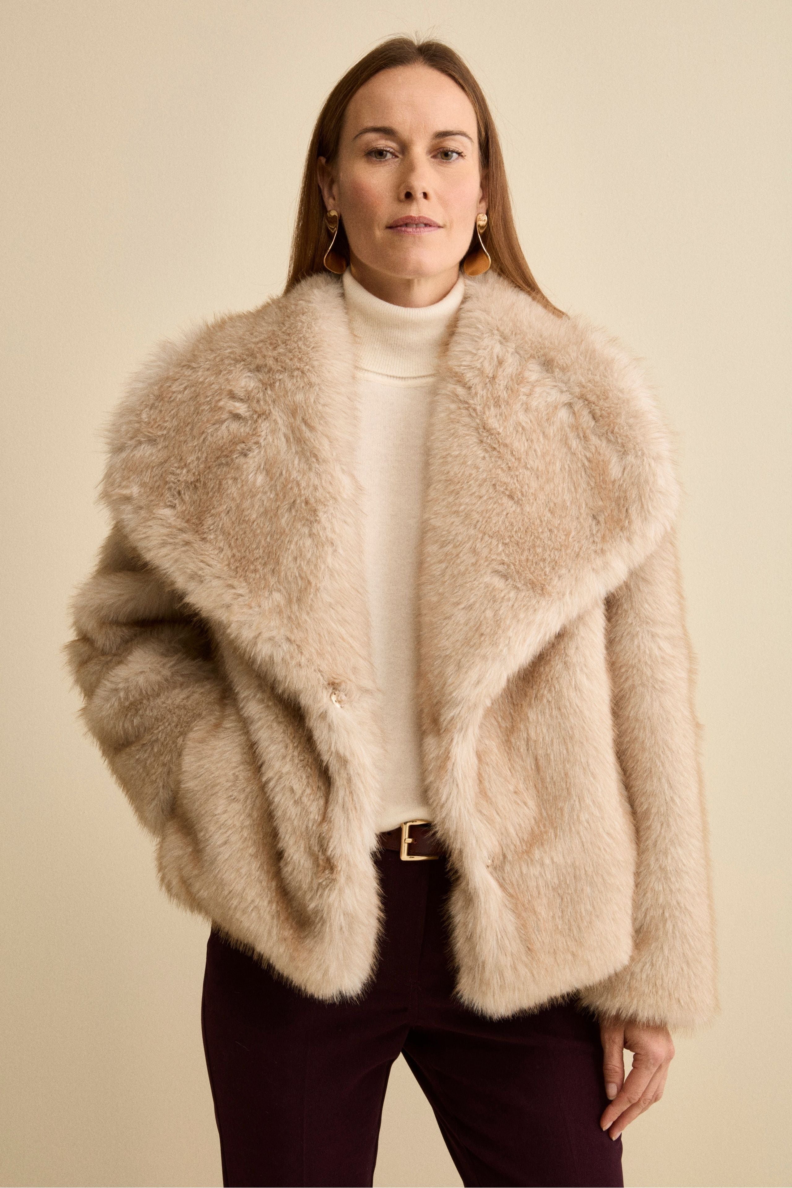 Pelliccia Corta Foderata - BEIGE