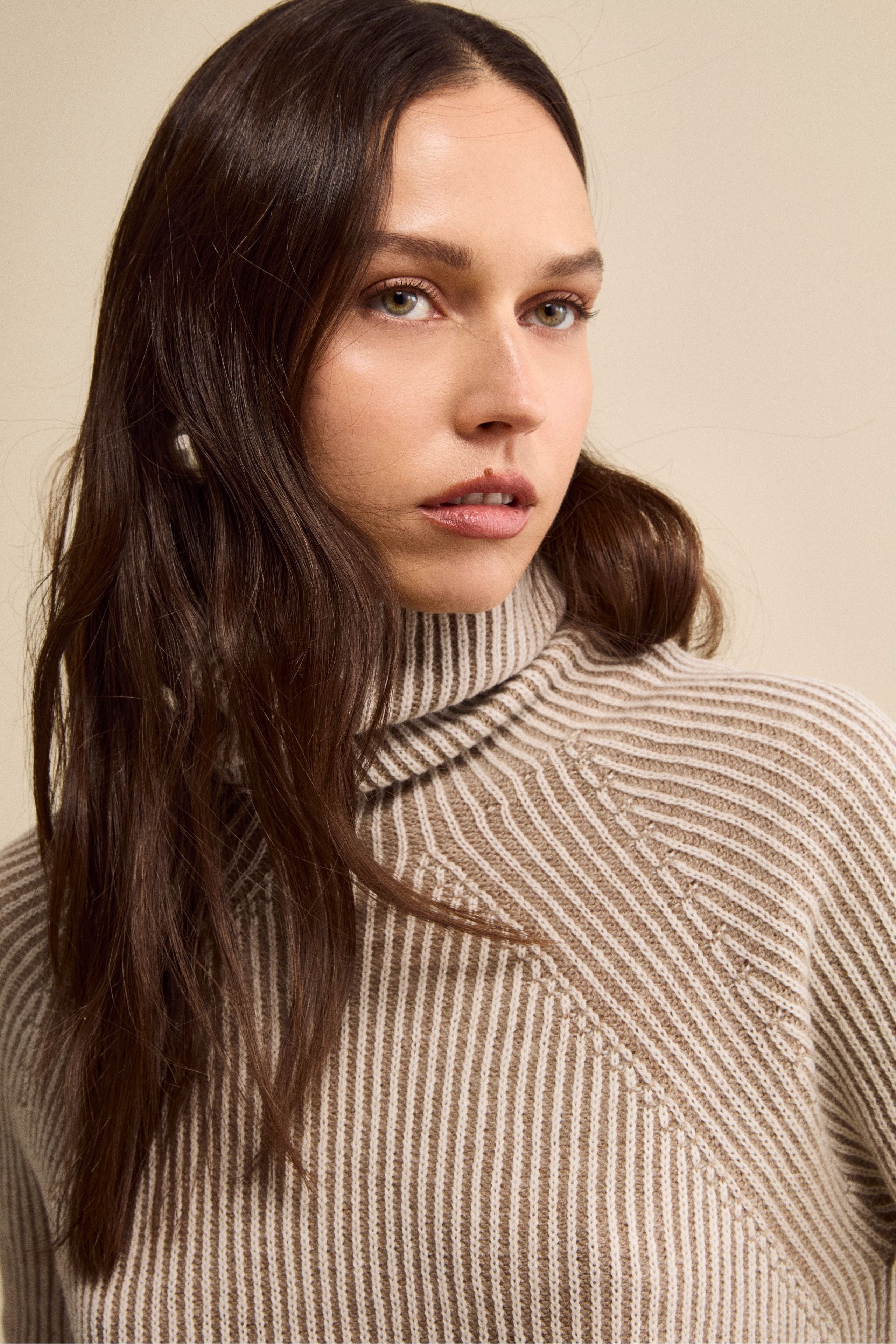 Dolcevita Raglan in Lana Merino a Coste Inglese - FANT. BEIGE