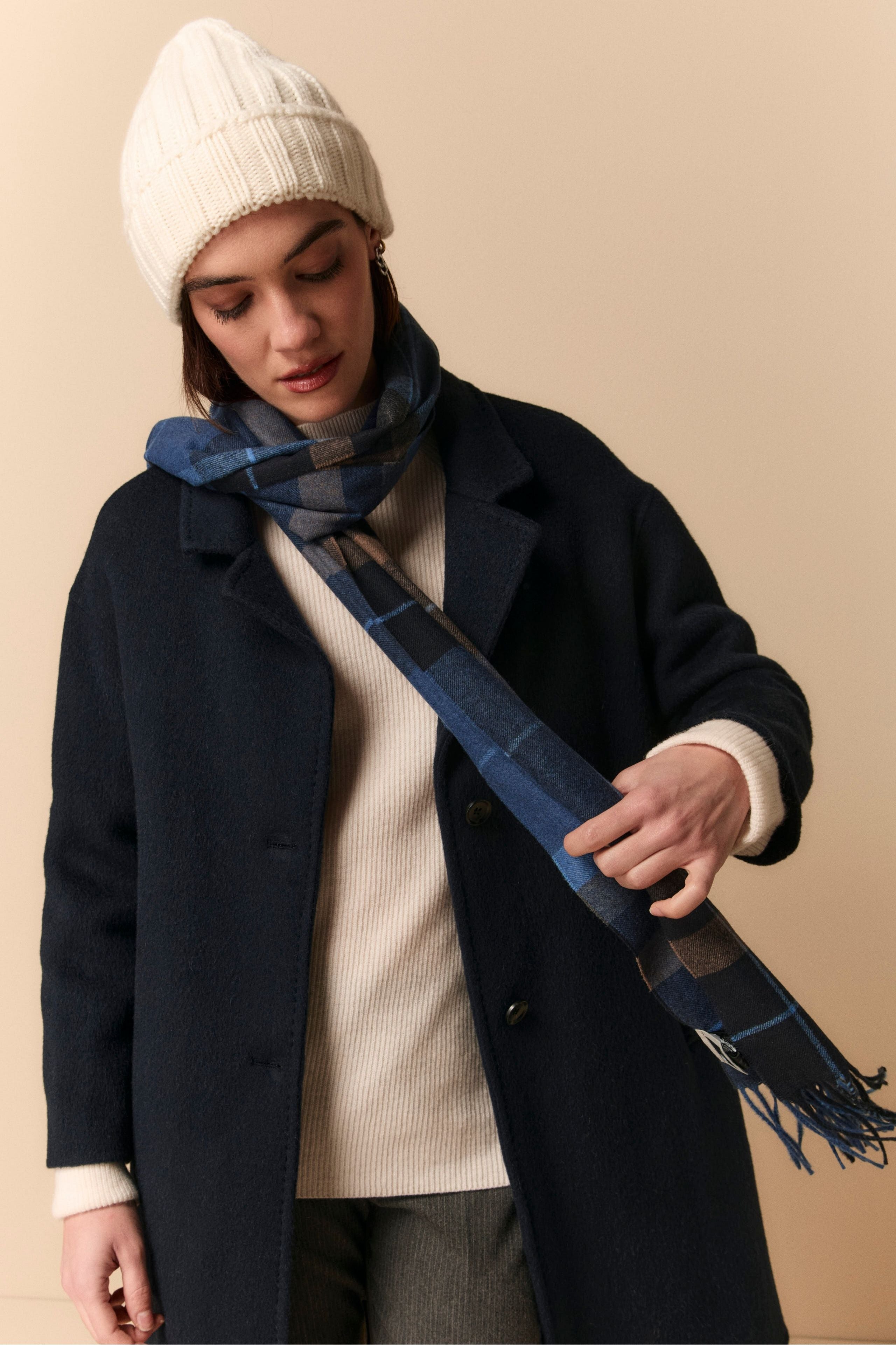 Cappello in cashmere con risvolto - PANNA