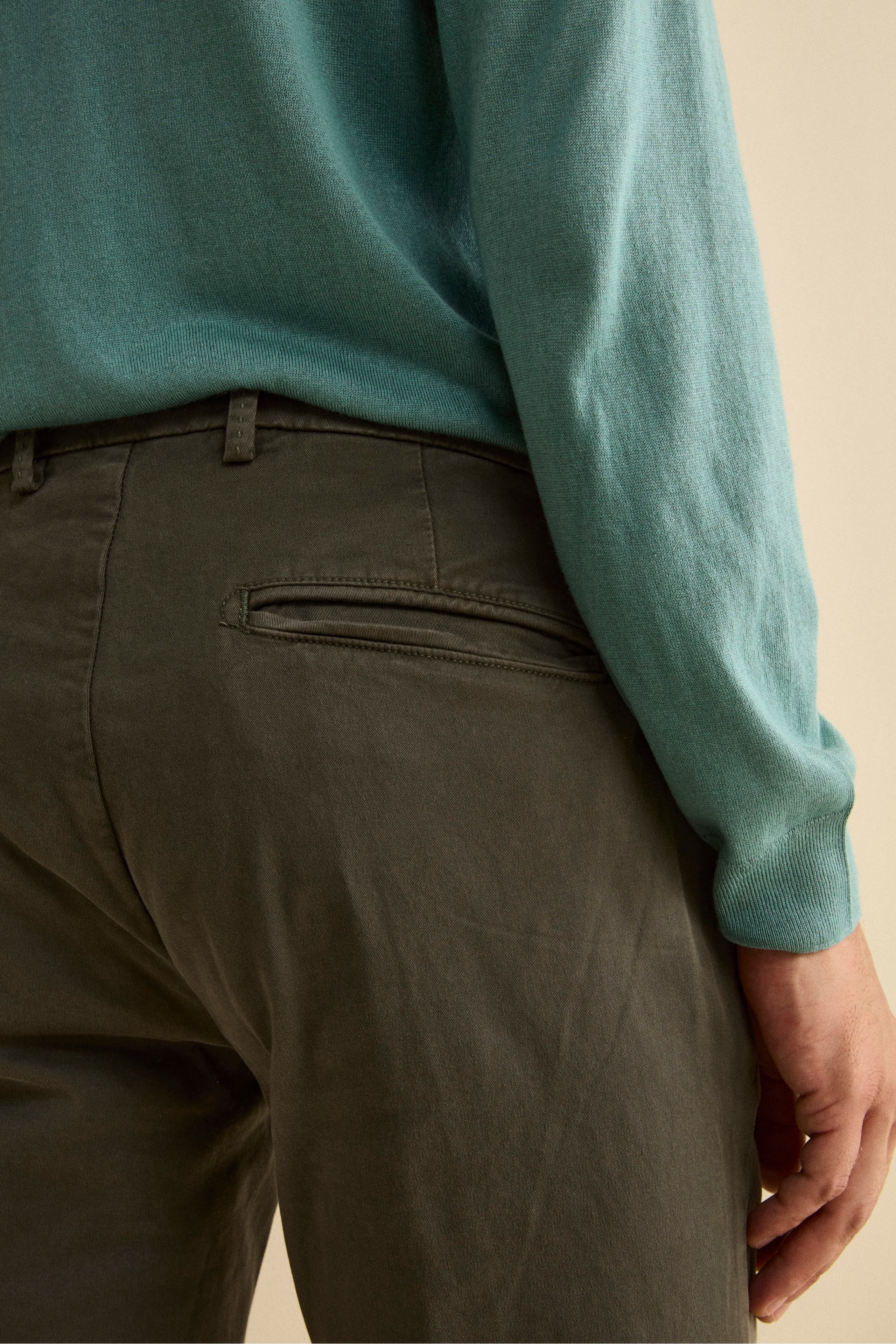 Pantalone Slim Fit con Pieghe in Gabardina - VERDE